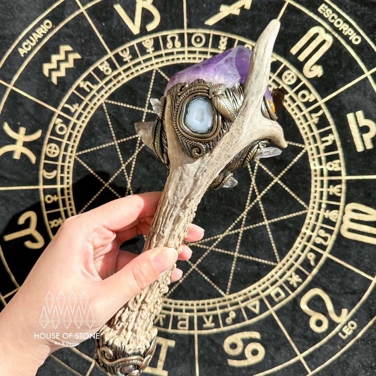 Handmade Natural Crystal Amethyst Antler Wand/Magic Smoky Quartz Witch Wand/Labradorite Amethyst Ammonite Antler Stem/Chakra/Altar Tool