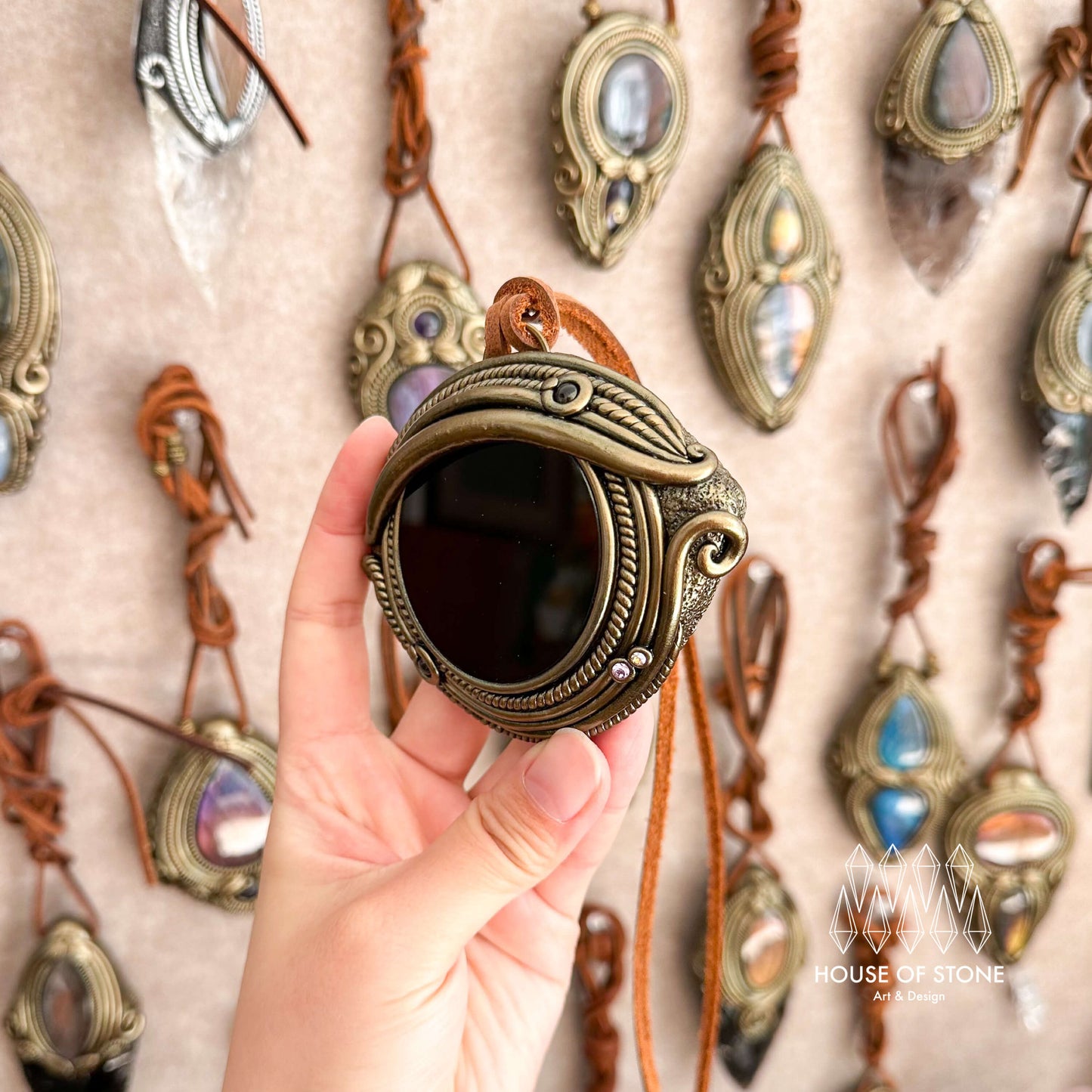 Handmade Natural Black Obsidian Pendant Necklace/Magic Obsidian Mirror Crystal Pendant/Scrying Mirror Protection Jewelry/Altar Tool