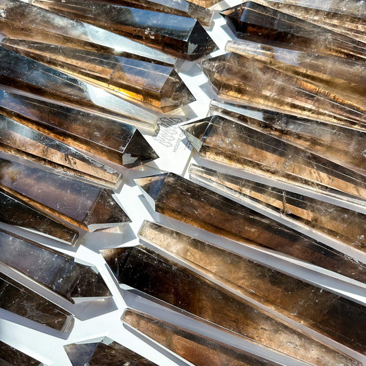 Natural Smoky Quartz Wand/Smoky Quartz Crystal Point Wand/Smoky Quartz Wand/Smoky Quartz Stem/Crystal Handle/Wedding Bouquet Handle/Root Chakra Healing/AAA