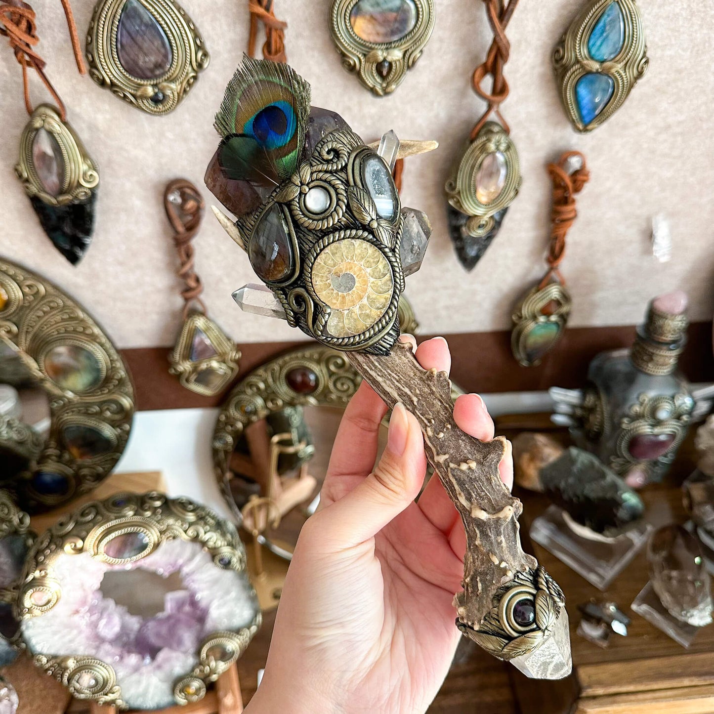 Handmade Natural Crystal Amethyst Antler Wand/Magic Smoky Quartz Witch Wand/Labradorite Amethyst Ammonite Antler Stem/Chakra/Altar Tool