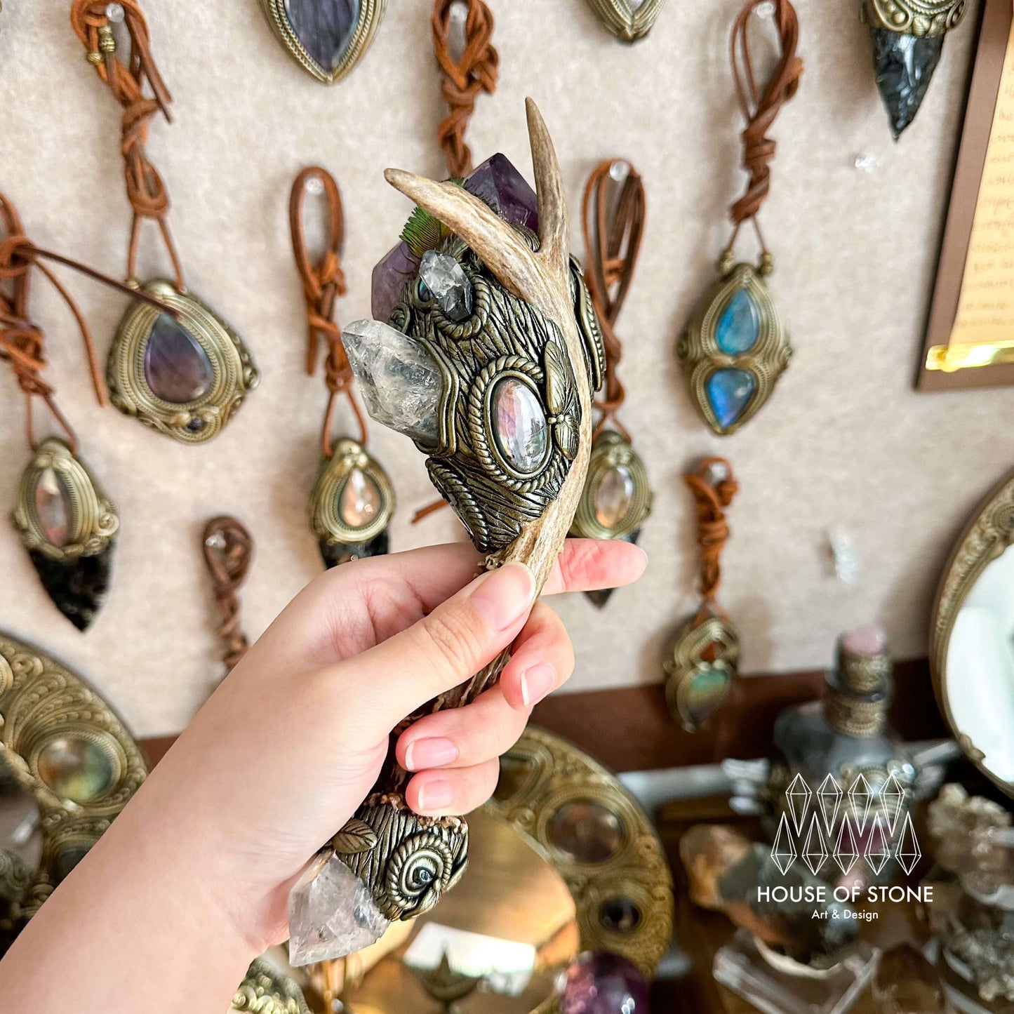 Handmade Natural Crystal Amethyst Antler Wand/Magic Smoky Quartz Witch Wand/Labradorite Amethyst Ammonite Antler Stem/Chakra/Altar Tool