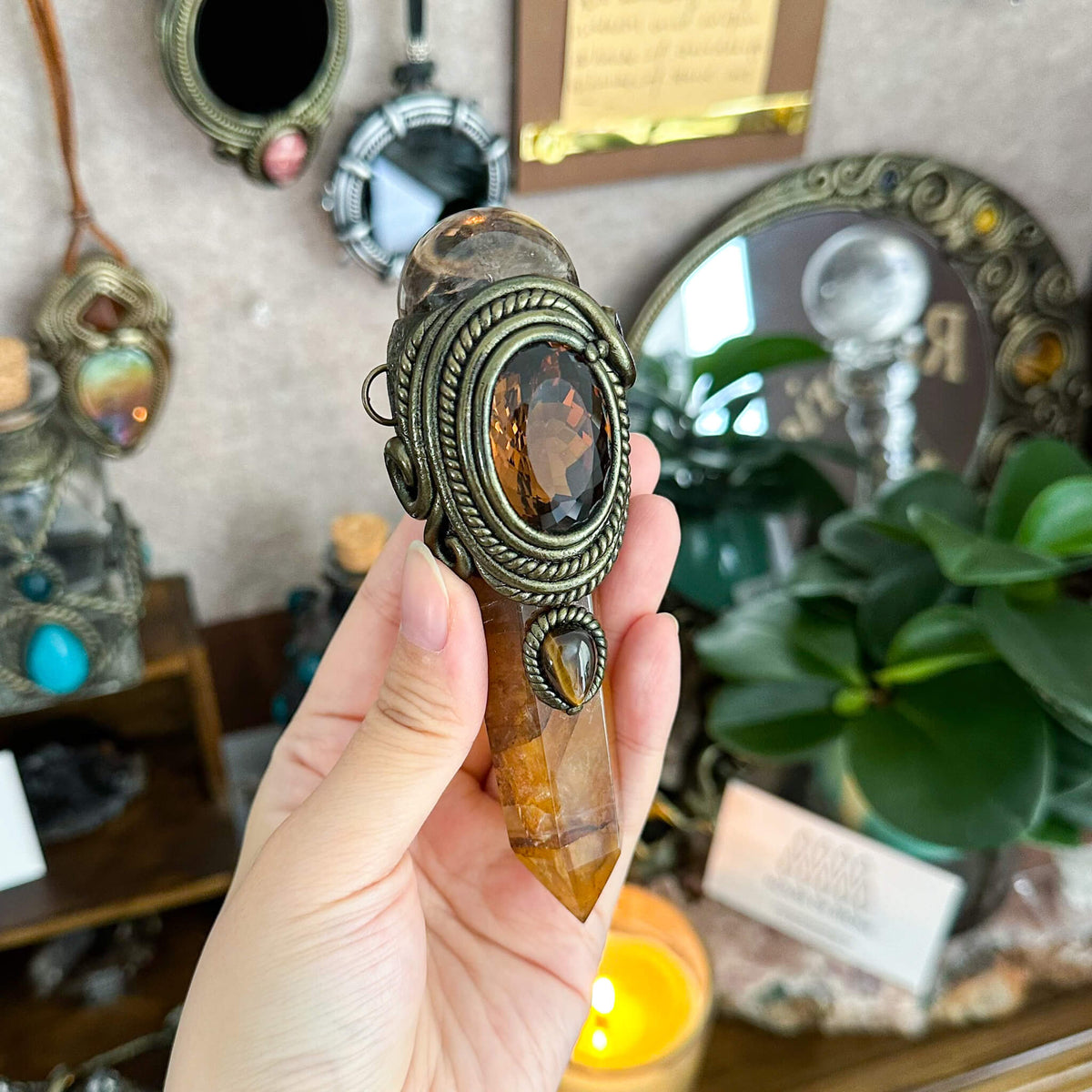 Handmade Natural Golden Healer Quartz Pendant Necklace/Magic Crystal Protection Pendant/Amulet Talisman Jewelry/Chakra/Altar Tool