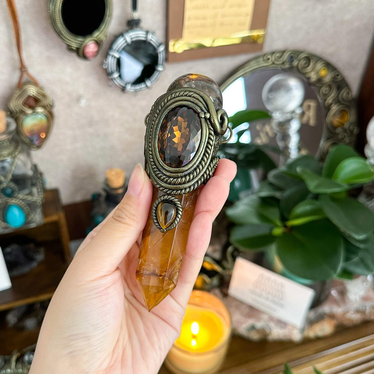 Handmade Natural Golden Healer Quartz Pendant Necklace/Magic Crystal Protection Pendant/Amulet Talisman Jewelry/Chakra/Altar Tool