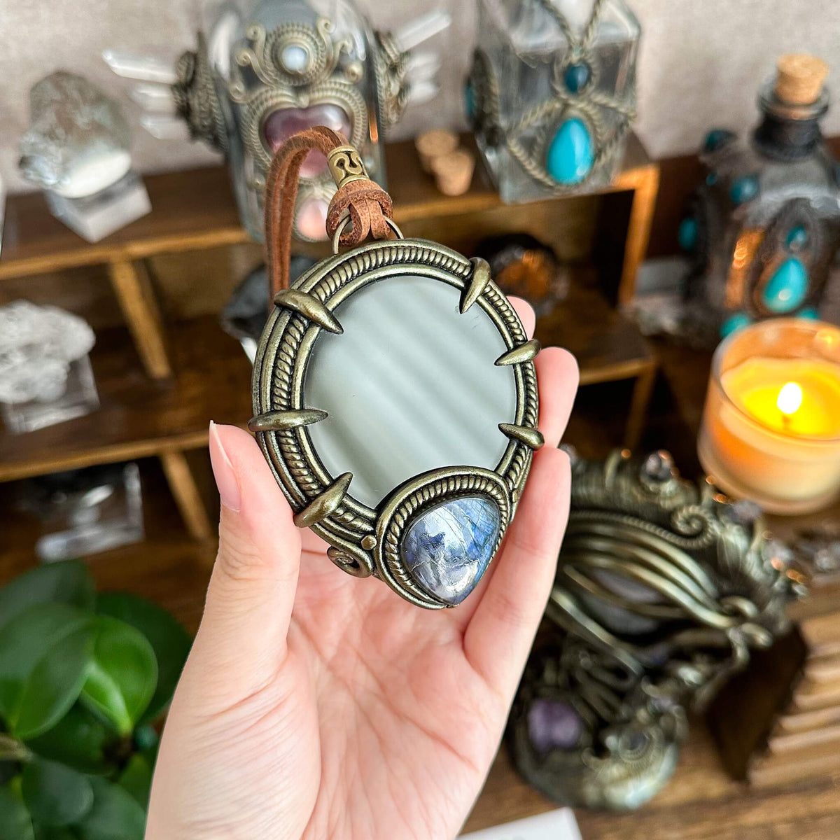 Handmade Natural Black Obsidian Pendant Necklace/Magic Obsidian Mirror Crystal Pendant/Scrying Mirror Talisman Protection Jewelry/Altar Tool