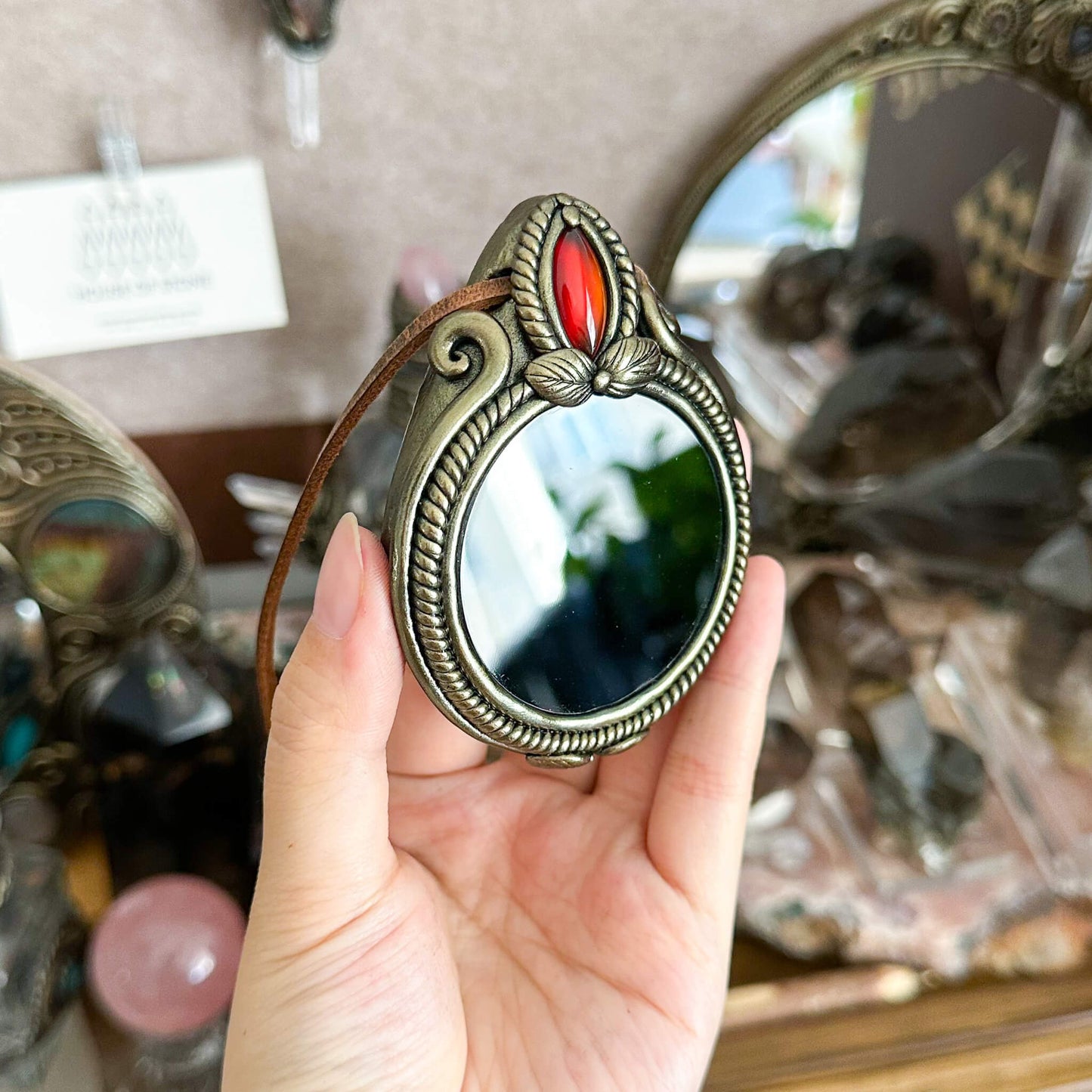 Handmade Natural Black Obsidian Pendant Necklace/Magic Obsidian Mirror Crystal Pendant/Scrying Mirror Talisman Protection Jewelry/Altar Tool
