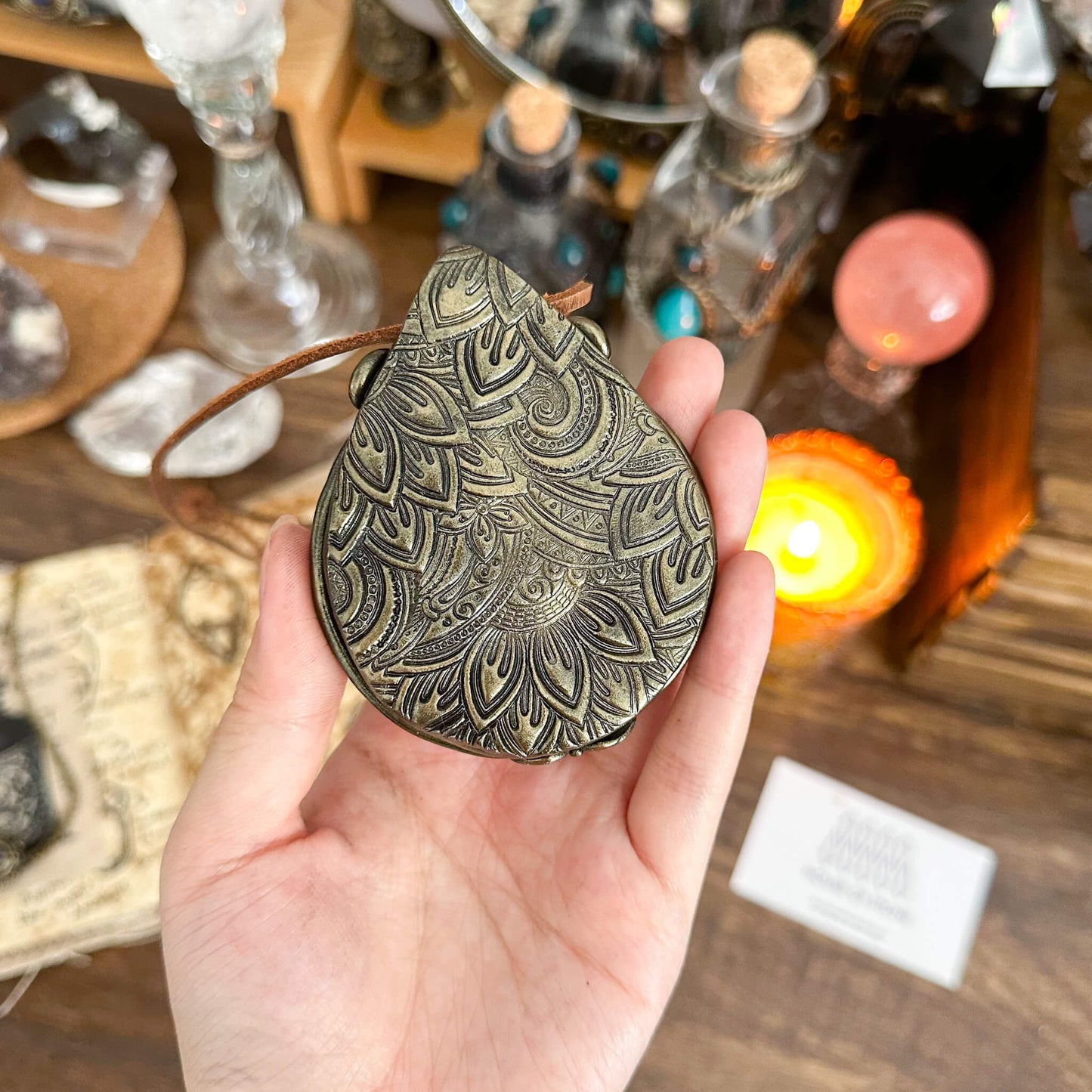 Handmade Natural Black Obsidian Pendant Necklace/Magic Obsidian Mirror Crystal Pendant/Scrying Mirror Talisman Protection Jewelry/Altar Tool