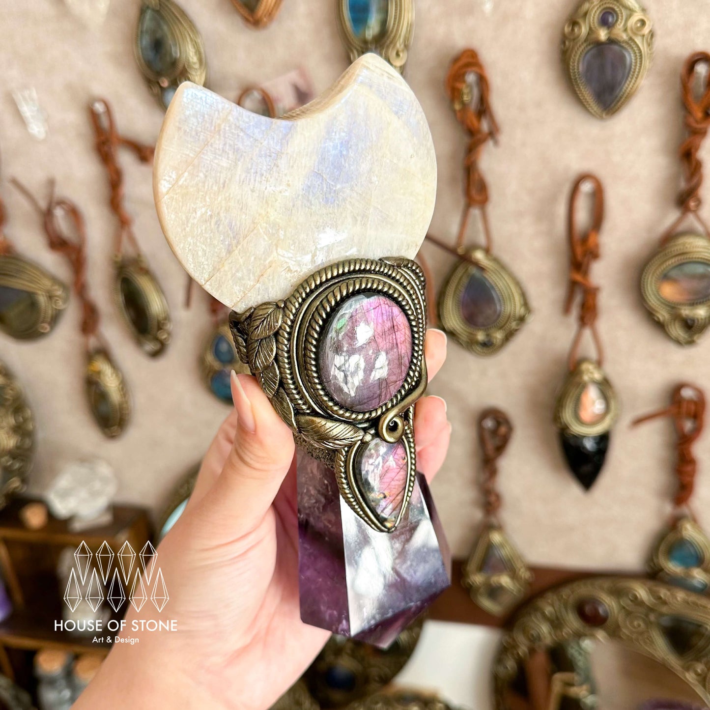 Handmade Natural Amethyst Crystal Wand/Magic Witch Crystal Wand/Moonstone Amethyst Labradorite Handle/Chakra/Manifest Altar Tool