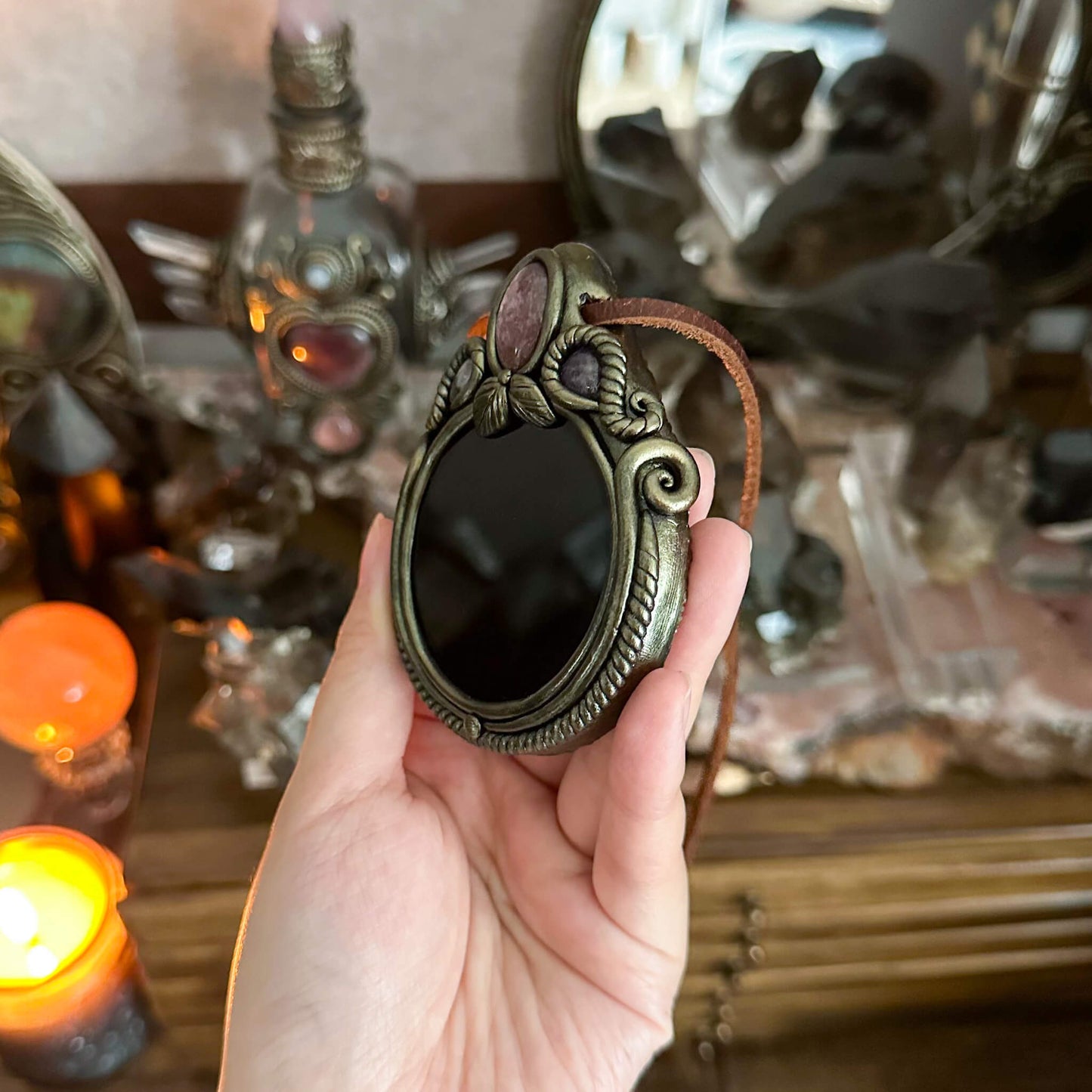 Handmade Natural Black Obsidian Pendant Necklace/Magic Obsidian Mirror Crystal Pendant/Scrying Mirror Talisman Protection Jewelry/Altar Tool