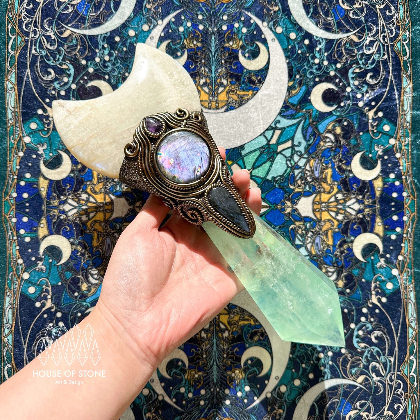 Handmade Natural Fluorite Crystal Wand/XLarge Magic Witch Crystal Wand/Moonstone Green Fluorite Labradorite Handle/Chakra/Manifest Altar Tool