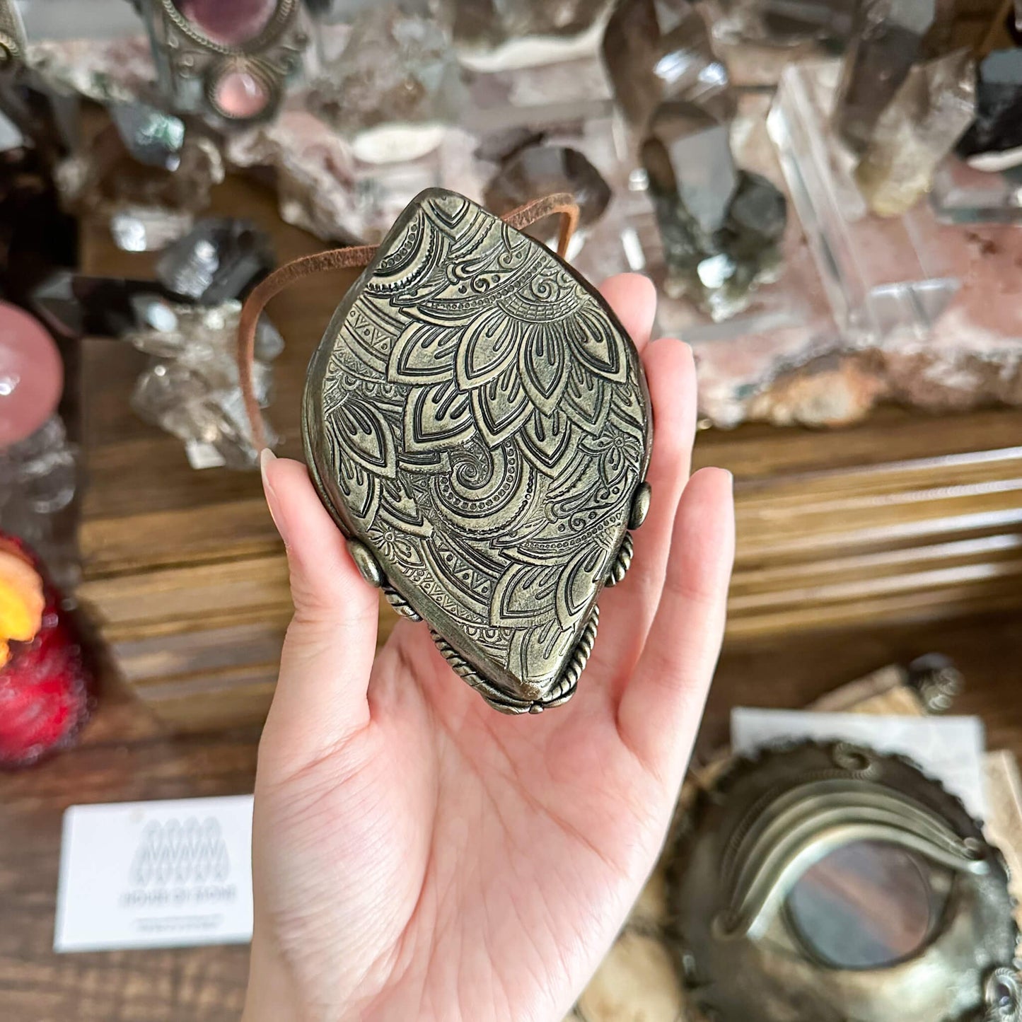 Handmade Natural Black Obsidian Pendant Necklace/Magic Obsidian Mirror Crystal Pendant/Scrying Mirror Talisman Protection Jewelry/Altar Tool