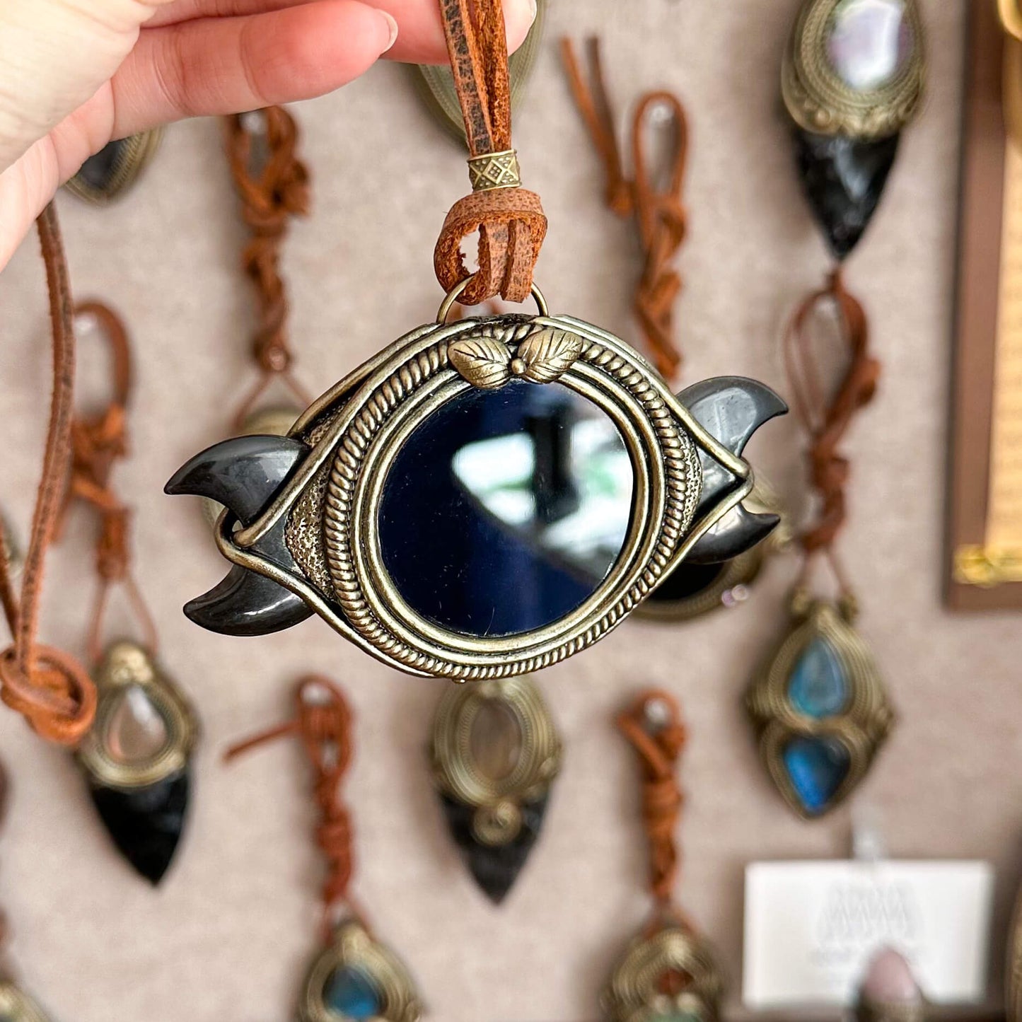 Handmade Natural Black Obsidian Triple Moon Pendant Necklace/Magic Obsidian Mirror Crystal Pendant/Scrying Mirror Protection Jewelry/Altar Tool