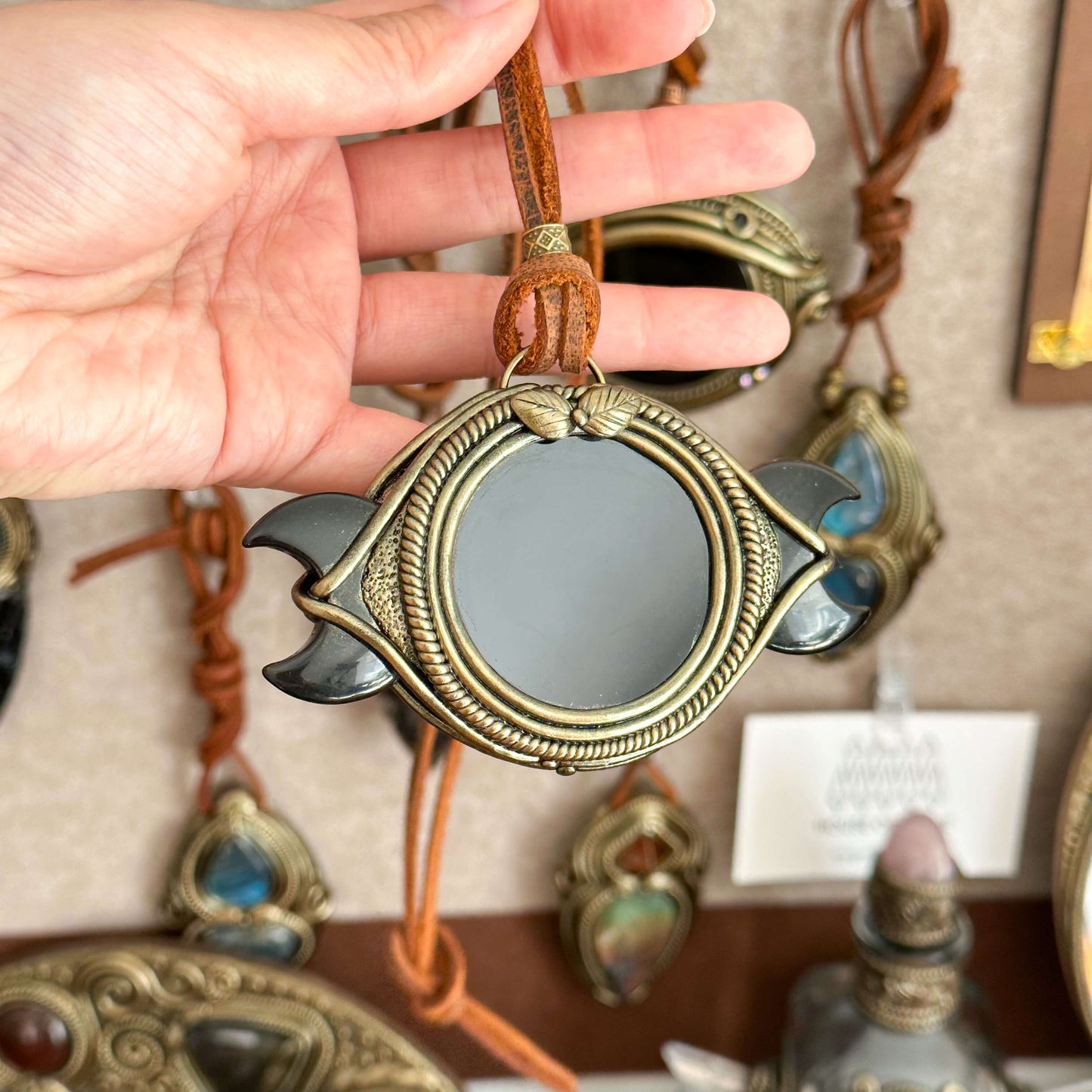 Handmade Natural Black Obsidian Triple Moon Pendant Necklace/Magic Obsidian Mirror Crystal Pendant/Scrying Mirror Protection Jewelry/Altar Tool