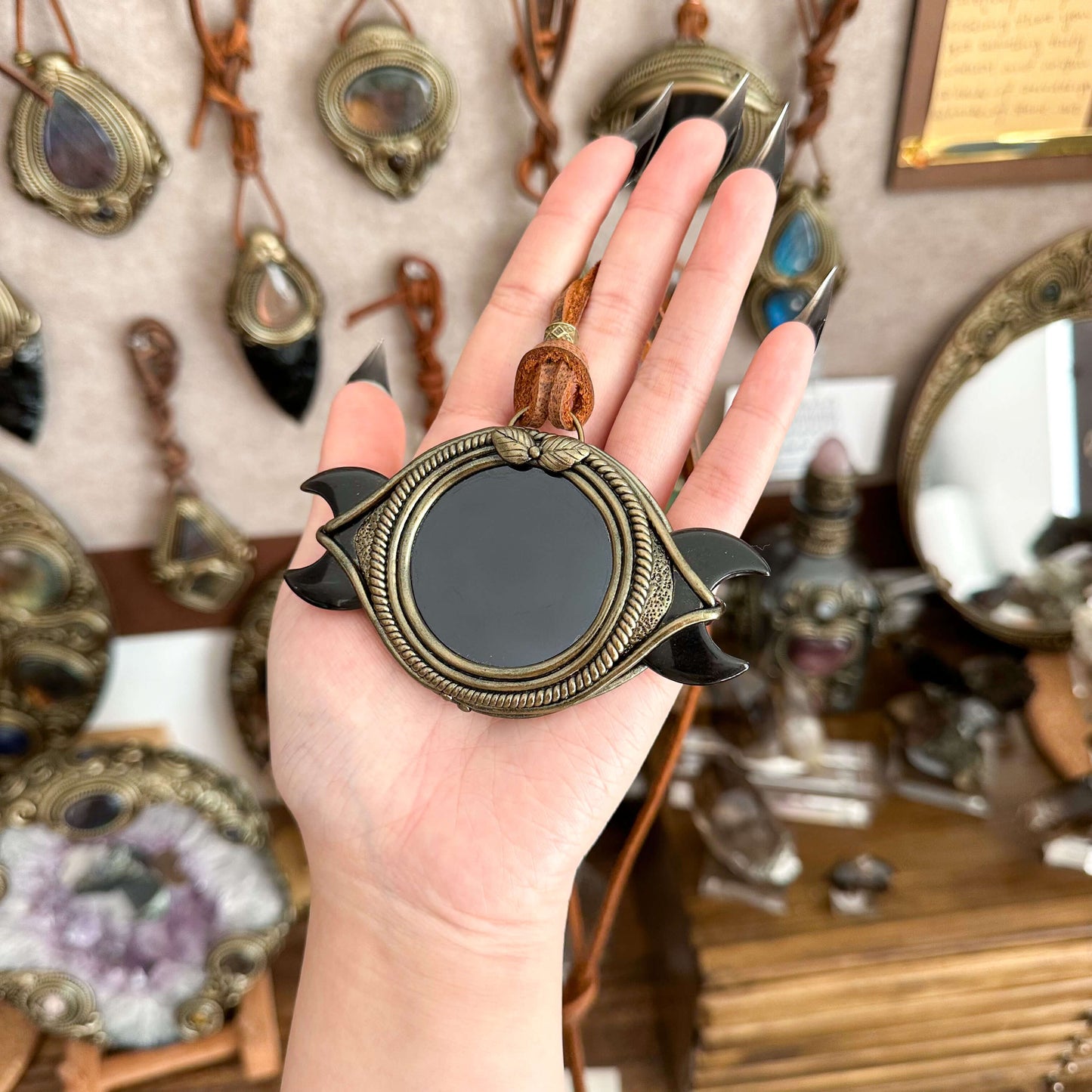 Handmade Natural Black Obsidian Triple Moon Pendant Necklace/Magic Obsidian Mirror Crystal Pendant/Scrying Mirror Protection Jewelry/Altar Tool