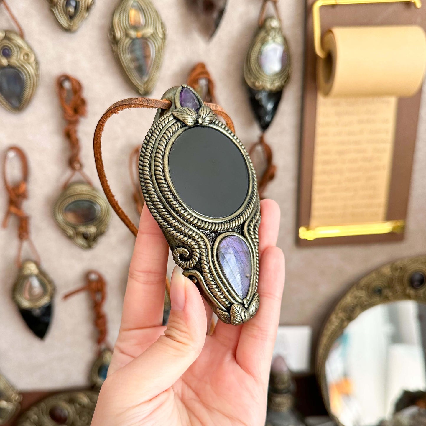 Handmade Natural Black Obsidian Pendant Necklace/Magic Obsidian Mirror Crystal Pendant/Scrying Mirror Labradorite Jewelry/Altar Tool