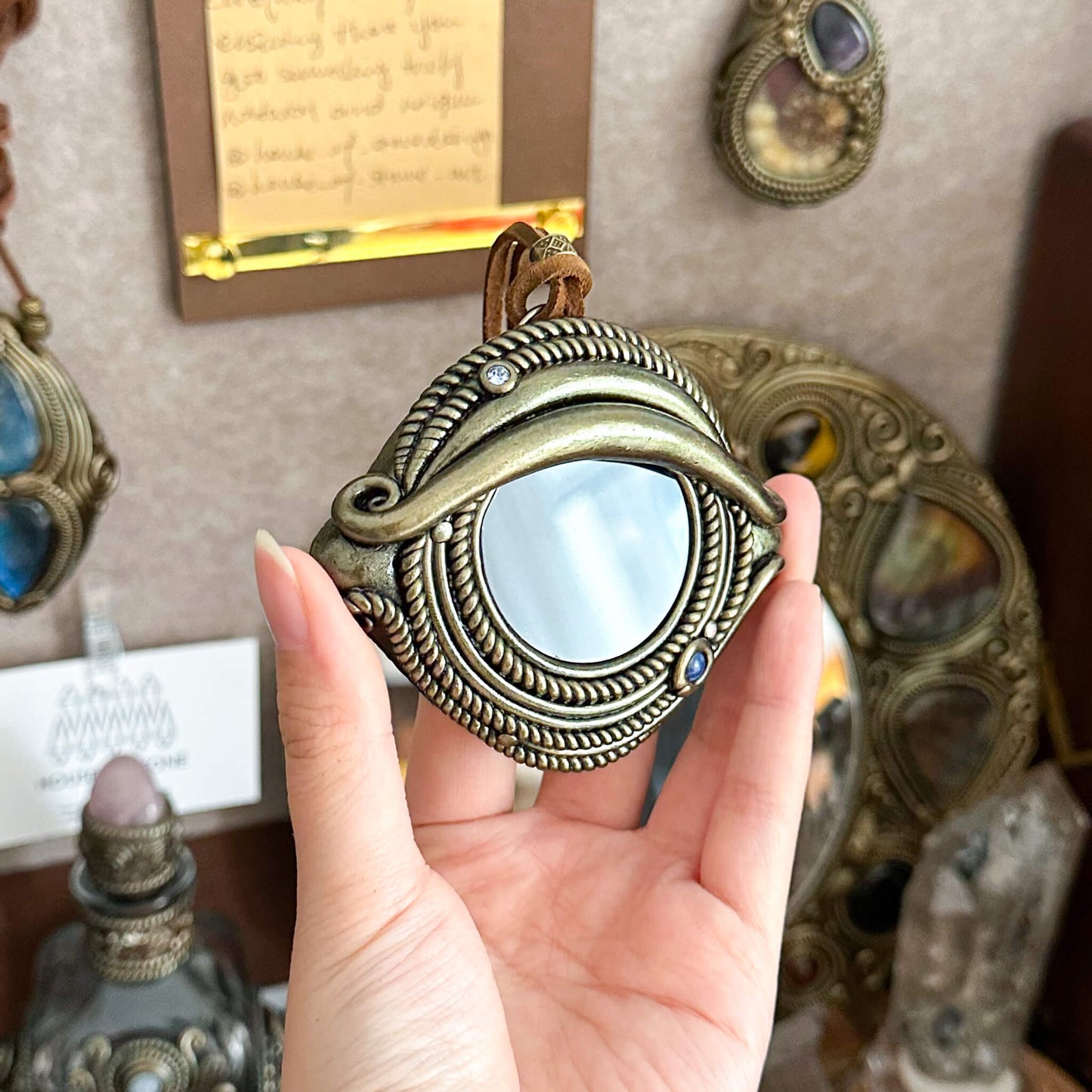 Handmade Natural Black Obsidian Pendant Necklace/Magic Obsidian Mirror Crystal Pendant/Scrying Mirror Protection Jewelry/Altar Tool