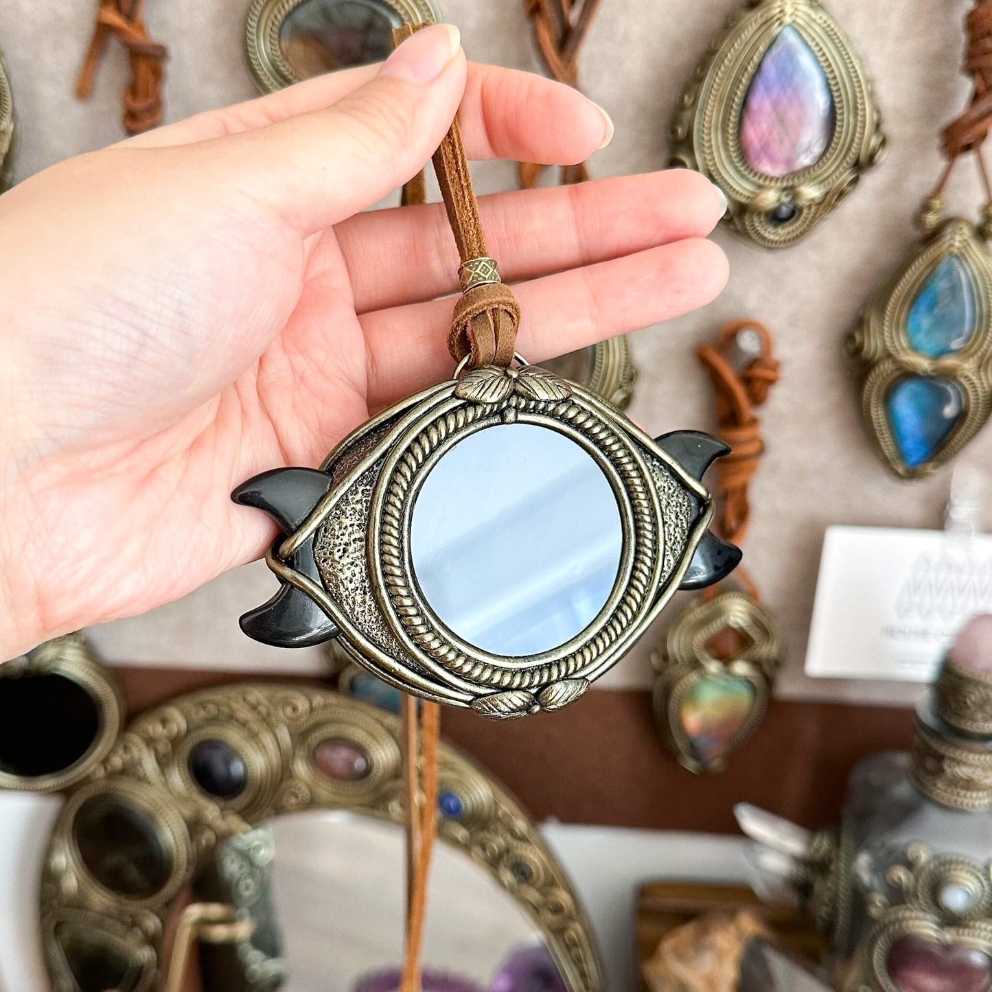 Handmade Natural Black Obsidian Triple Moon Pendant Necklace/Magic Obsidian Mirror Crystal Pendant/Scrying Mirror Protection Jewelry/Altar Tool