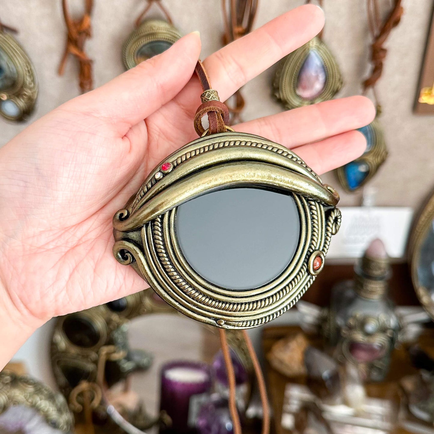 Handmade Natural Black Obsidian Pendant Necklace/Magic Obsidian Mirror Crystal Pendant/Scrying Mirror Protection Jewelry/Altar Tool