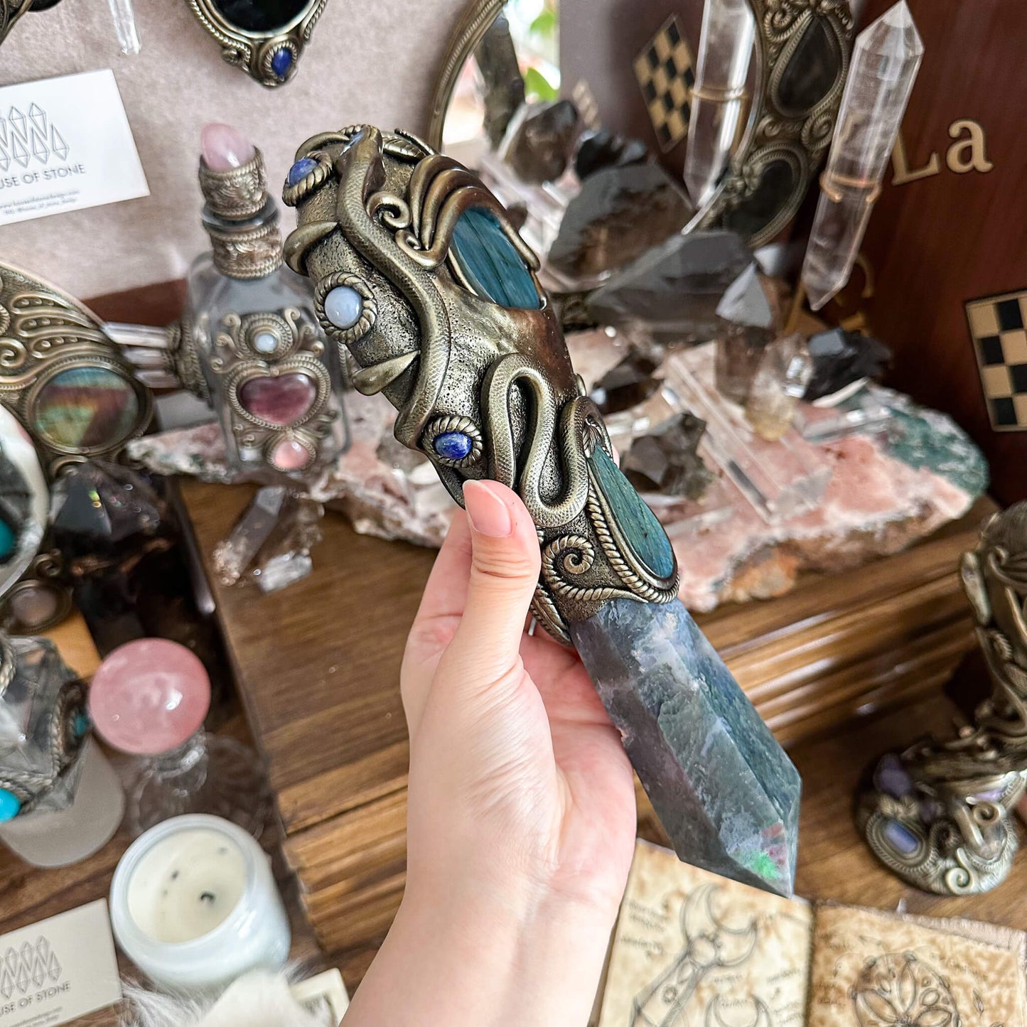 Handmade Natural Black Obsidian Mirror/Magic Obsidian Witch Wand/Crystal Quartz Wand/Scrying Mirror Wand/Root Chakra/Manifest Altar Tool