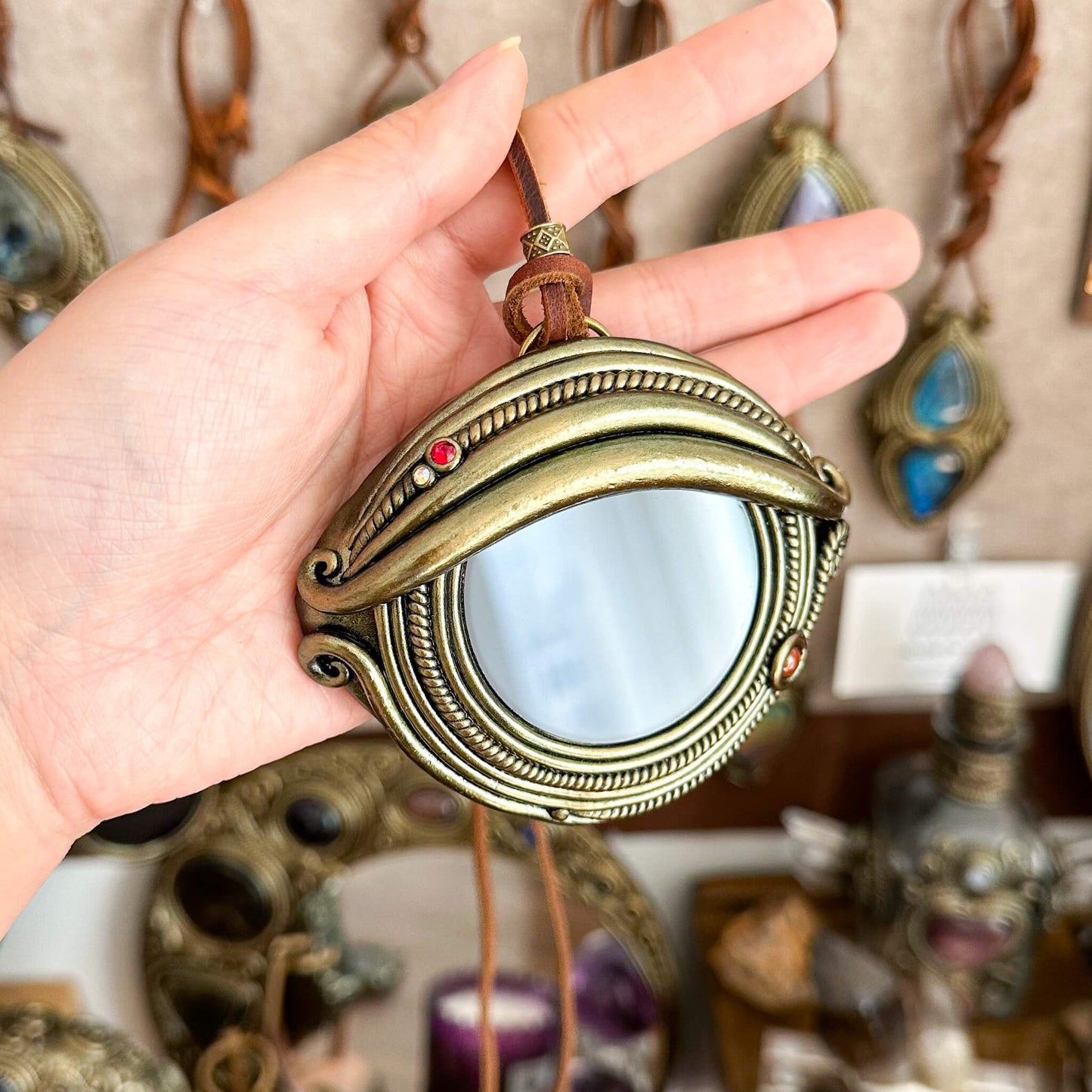 Handmade Natural Black Obsidian Pendant Necklace/Magic Obsidian Mirror Crystal Pendant/Scrying Mirror Protection Jewelry/Altar Tool