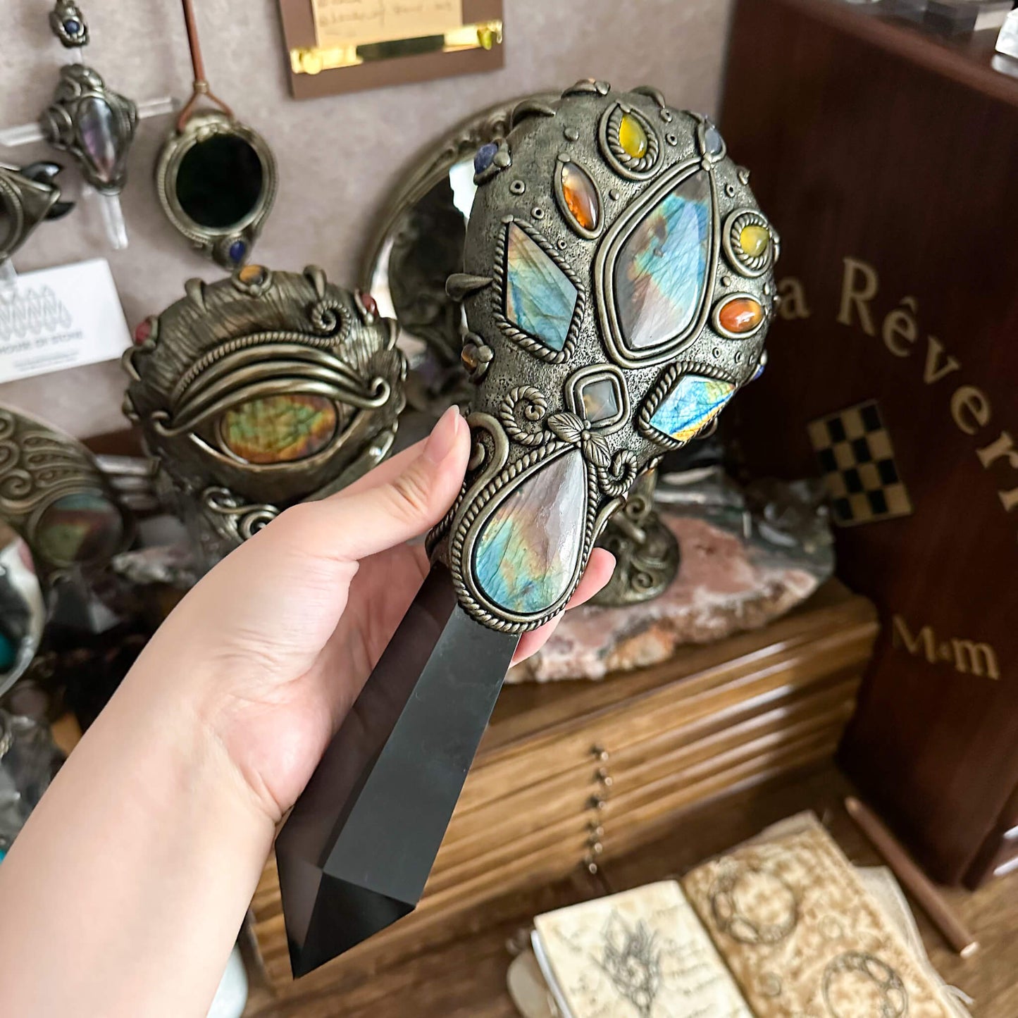 Handmade Natural Black Obsidian Mirror/Magic Obsidian Witch Wand/Crystal Quartz Wand/Scrying Mirror Wand/Root Chakra/Manifest Altar Tool
