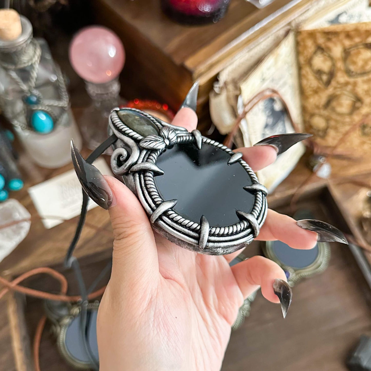 Handmade Natural Black Obsidian Pendant Necklace/Magic Obsidian Mirror Crystal Pendant/Scrying Mirror Talisman Protection Jewelry/Altar Tool