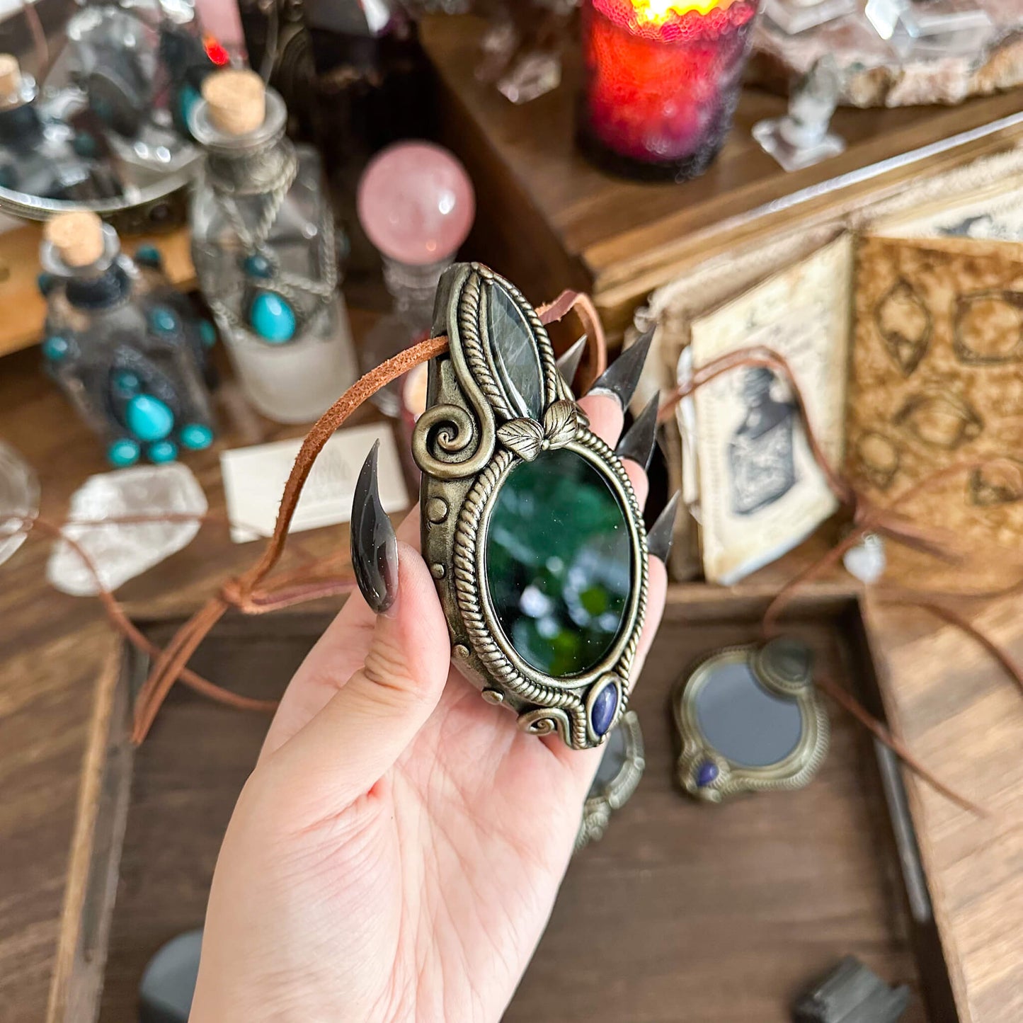 Handmade Natural Black Obsidian Pendant Necklace/Magic Obsidian Mirror Crystal Pendant/Scrying Mirror Talisman Protection Jewelry/Altar Tool