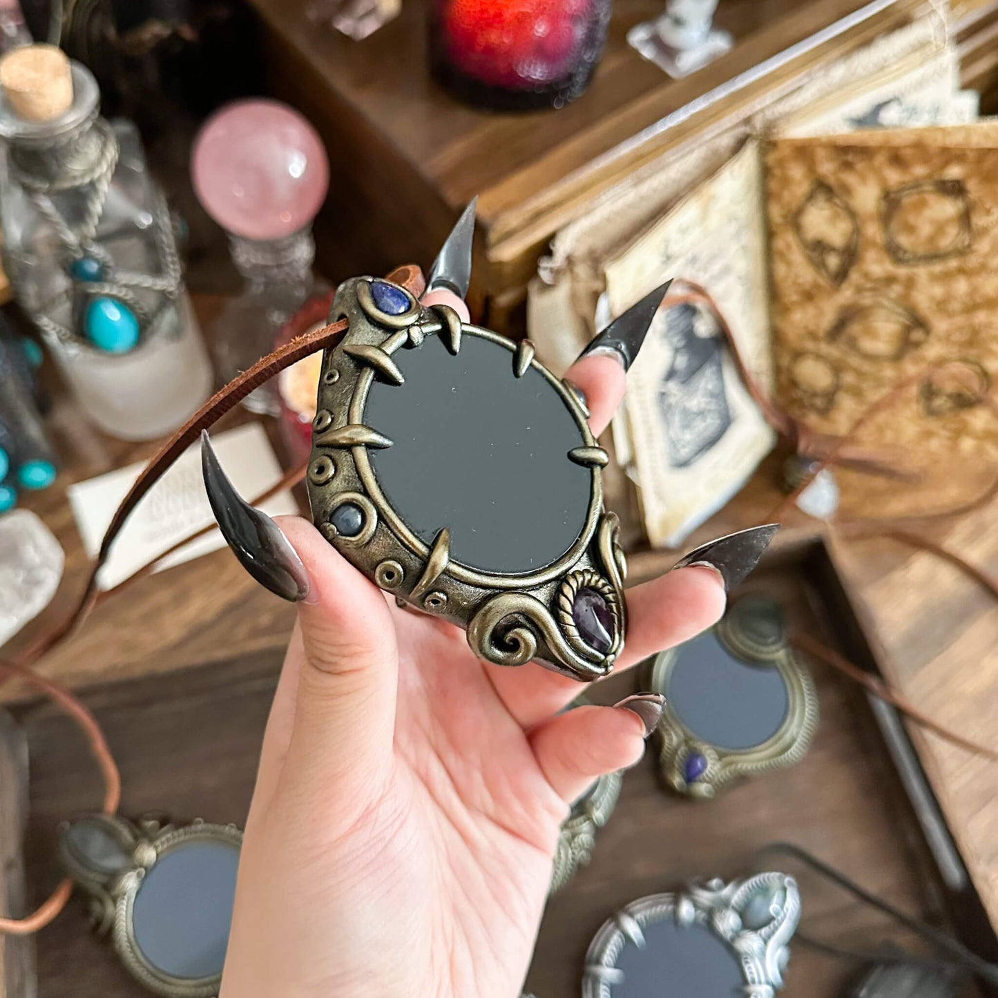 Handmade Natural Black Obsidian Pendant Necklace/Magic Obsidian Mirror Crystal Pendant/Scrying Mirror Talisman Protection Jewelry/Altar Tool