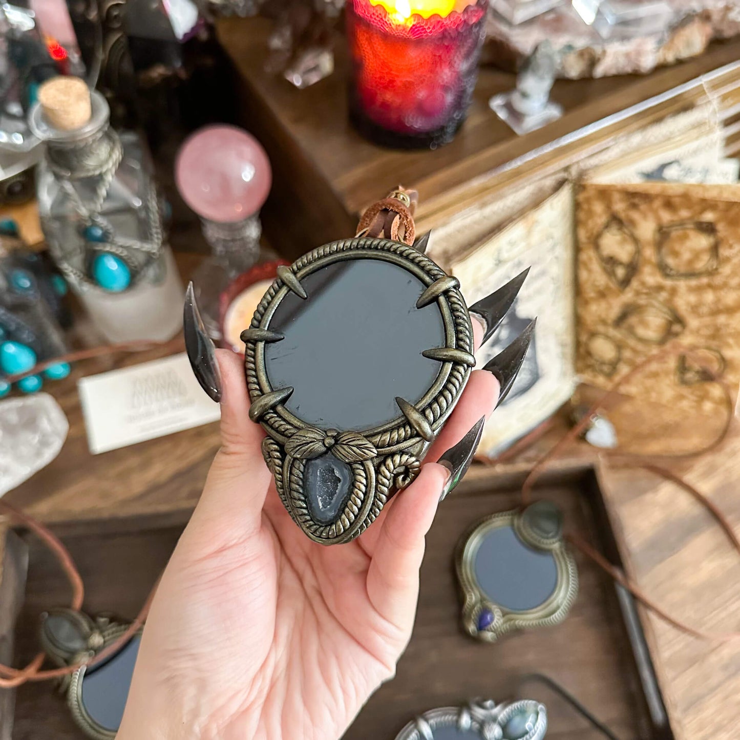 Handmade Natural Black Obsidian Pendant Necklace/Magic Obsidian Mirror Crystal Pendant/Scrying Mirror Talisman Protection Jewelry/Altar Tool