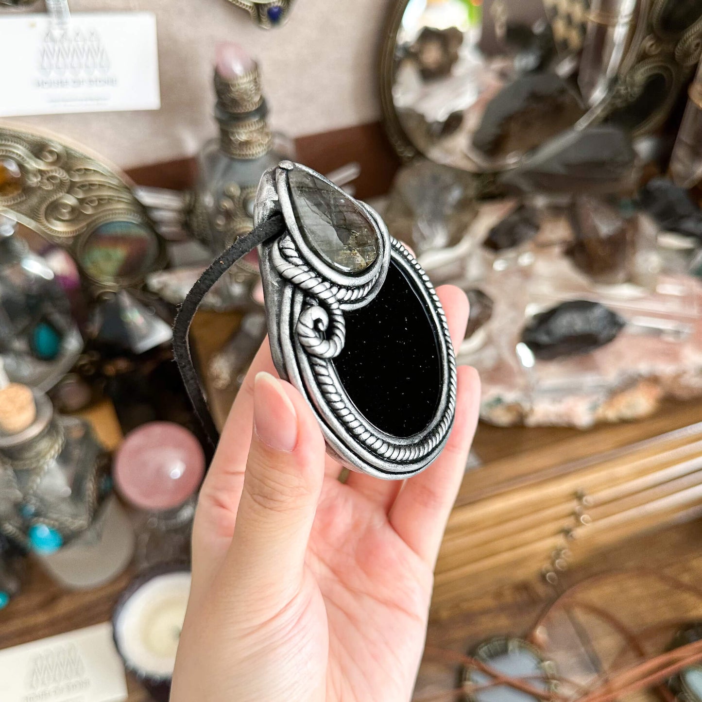 Handmade Natural Black Obsidian Pendant Necklace/Magic Obsidian Mirror Crystal Pendant/Scrying Mirror Talisman Protection Jewelry/Altar Tool