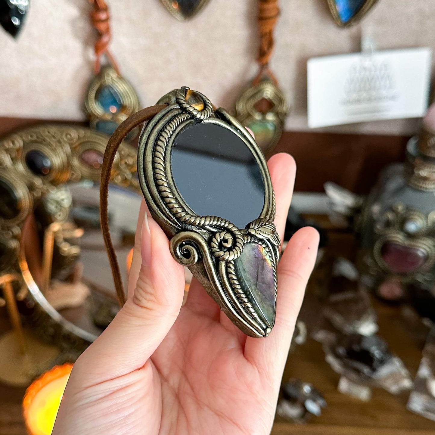Handmade Natural Black Obsidian Pendant Necklace/Magic Obsidian Mirror Crystal Pendant/Scrying Mirror Labradorite Jewelry/Altar Tool
