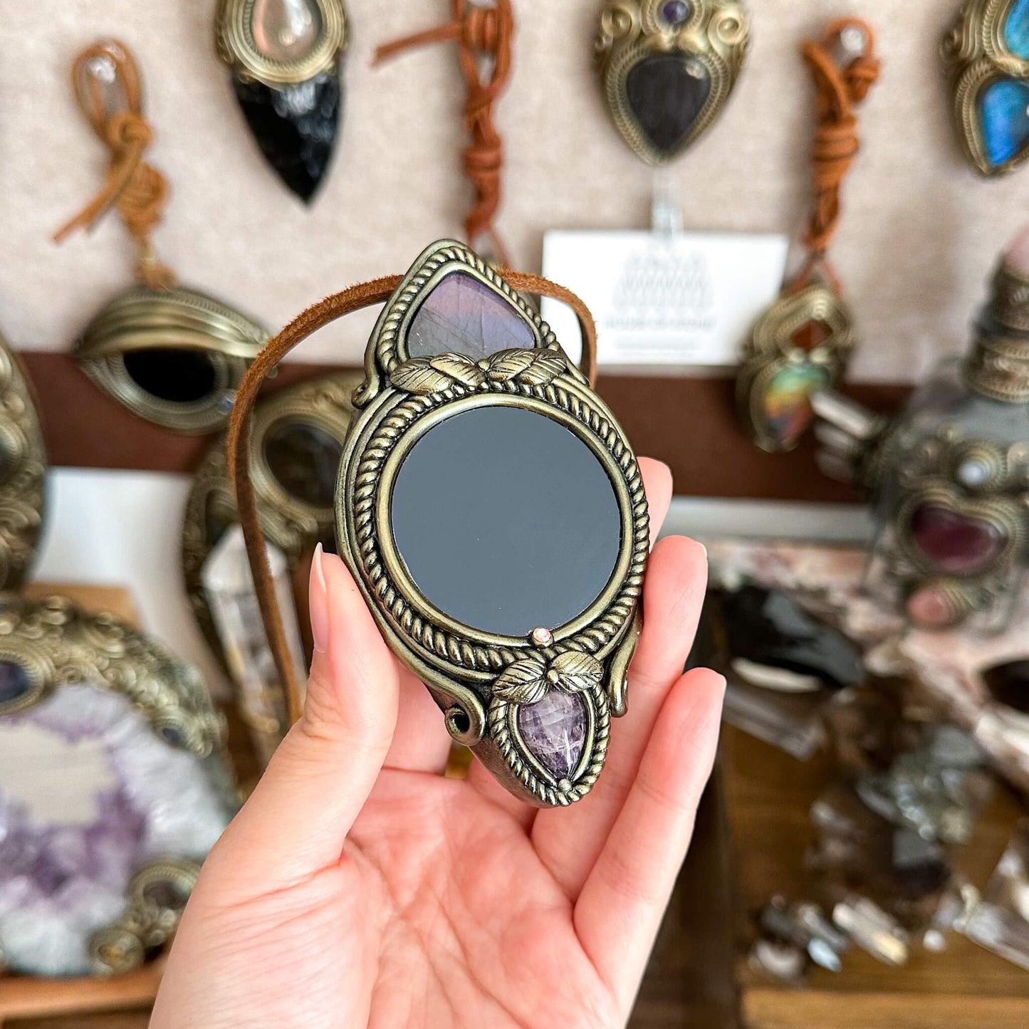 Handmade Natural Black Obsidian Pendant Necklace/Magic Obsidian Mirror Crystal Pendant/Scrying Mirror Labradorite Jewelry/Altar Tool