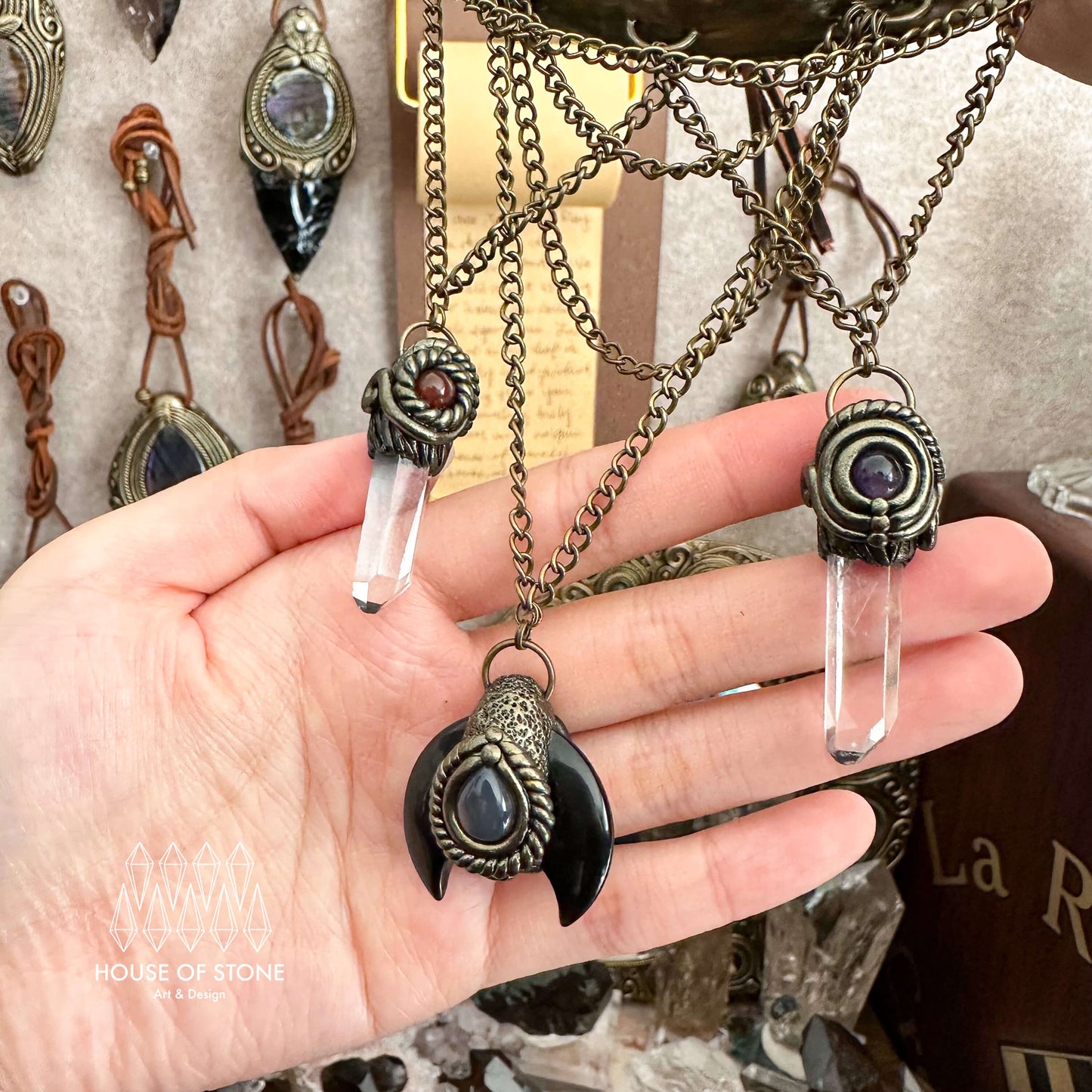 Handmade Natural Black Obsidian Crystal Wall Hanging Decor/Magic Obsidian Mirror Spiritual Window Interior Room Hangings/Scrying Mirror Door Hanging/Altar Tool