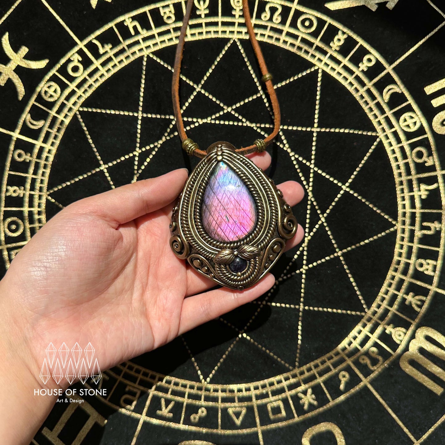 Natural Handmade Labradorite Pendant Necklace/Magic Labradorite Crystal Double-sided Pendant/Amethyst Labradorite Jewelry/Chakra/Altar Tool