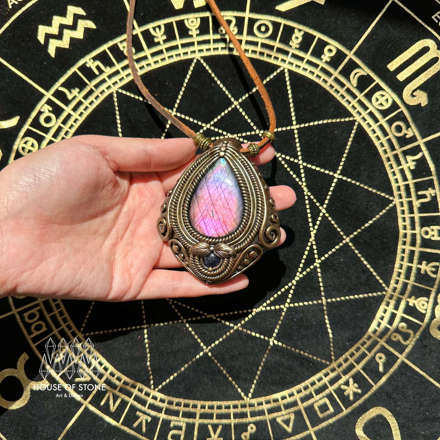 Natural Handmade Labradorite Pendant Necklace/Magic Labradorite Crystal Double-sided Pendant/Amethyst Labradorite Jewelry/Chakra/Altar Tool