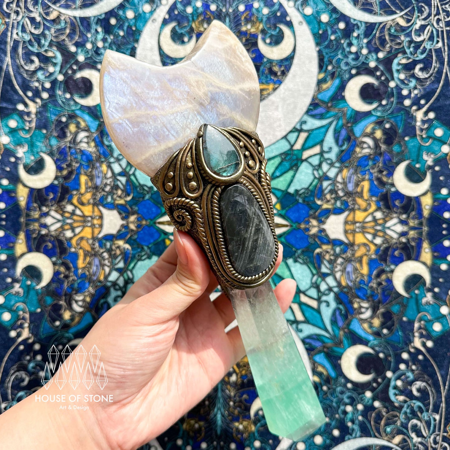Handmade Natural Fluorite Crystal Wand/Magic Witch Crystal Wand/Moonstone Labradorite Handle/Chakra/Manifest Altar Tool