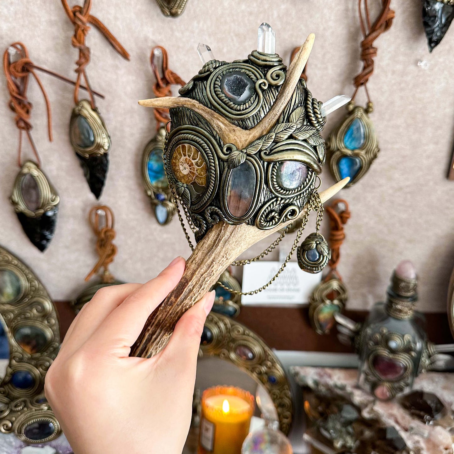 Handmade Natural Crystal Black Obsidian Mirror Antler Wand/Magic Black Obsidian Witch Mirror/Scrying Mirror Antler/Chakra/Altar Tool