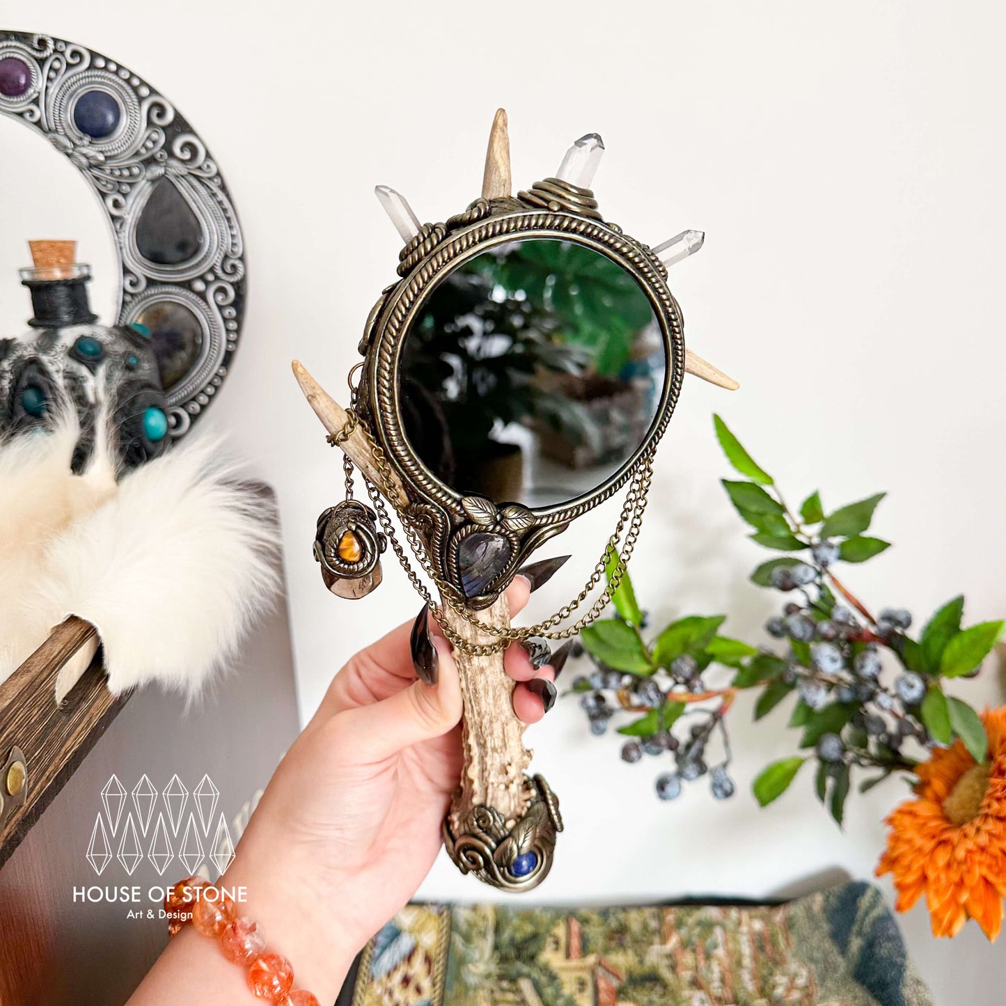 Handmade Natural Crystal Black Obsidian Mirror Antler Wand/Magic Black Obsidian Witch Mirror/Scrying Mirror Antler/Chakra/Altar Tool