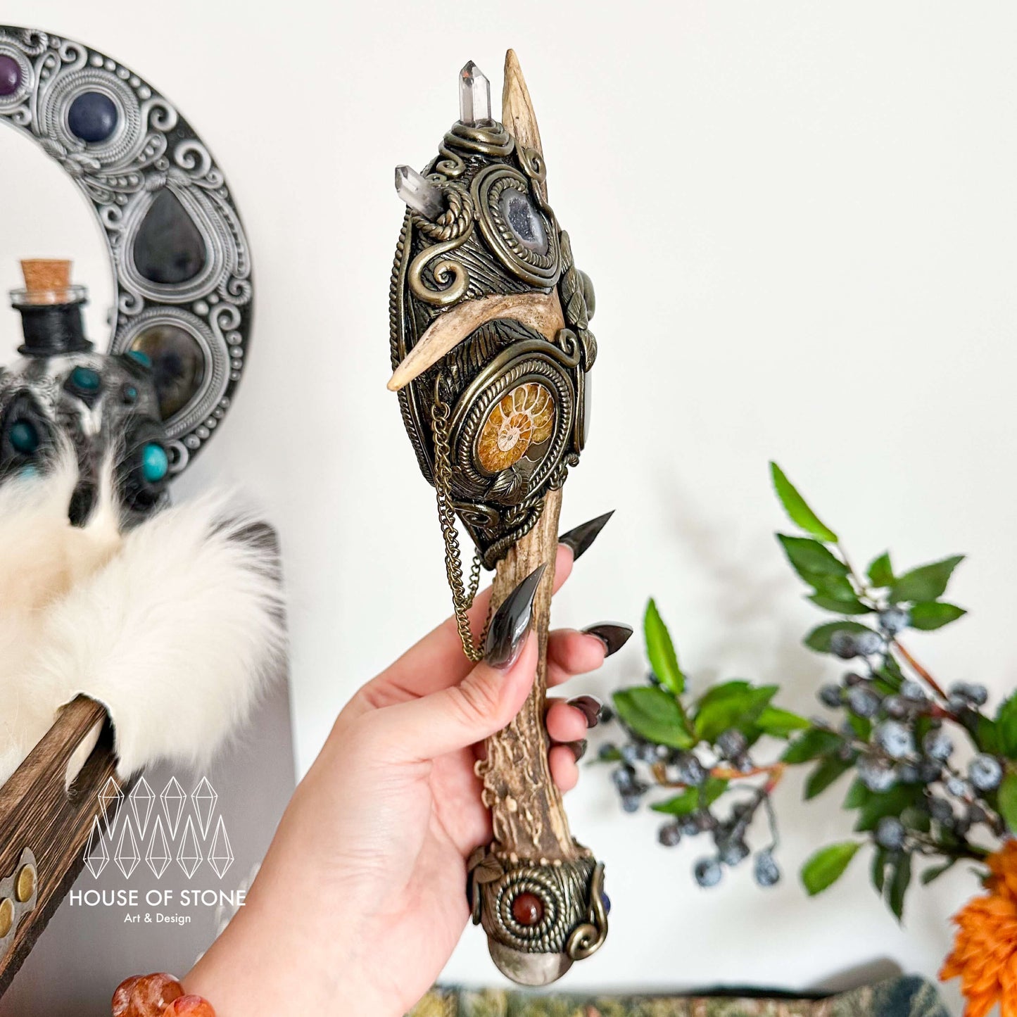 Handmade Natural Crystal Black Obsidian Mirror Antler Wand/Magic Black Obsidian Witch Mirror/Scrying Mirror Antler/Chakra/Altar Tool