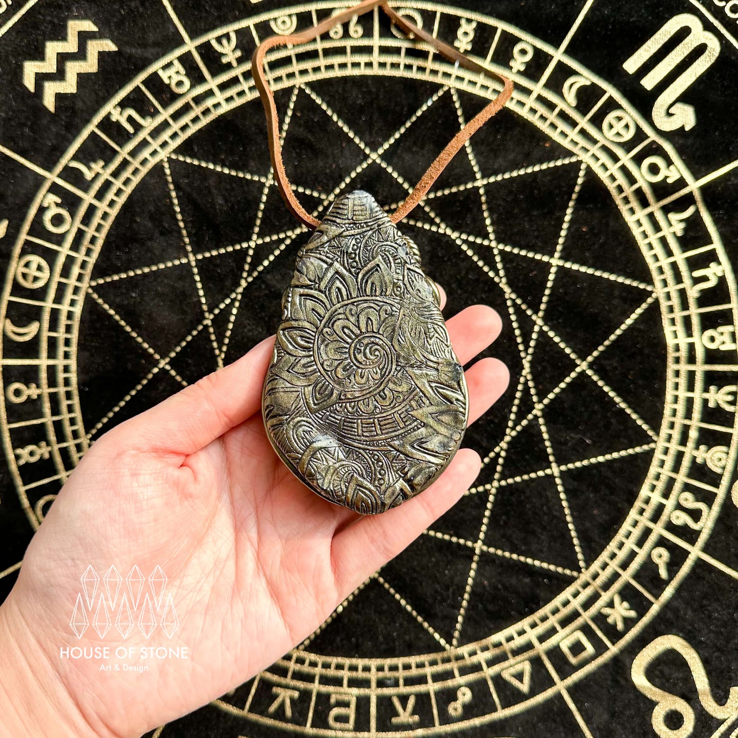Handmade Natural Black Obsidian Pendant Necklace/Magic Obsidian Mirror Crystal Pendant/Scrying Mirror Labradorite Jewelry/Altar Tool