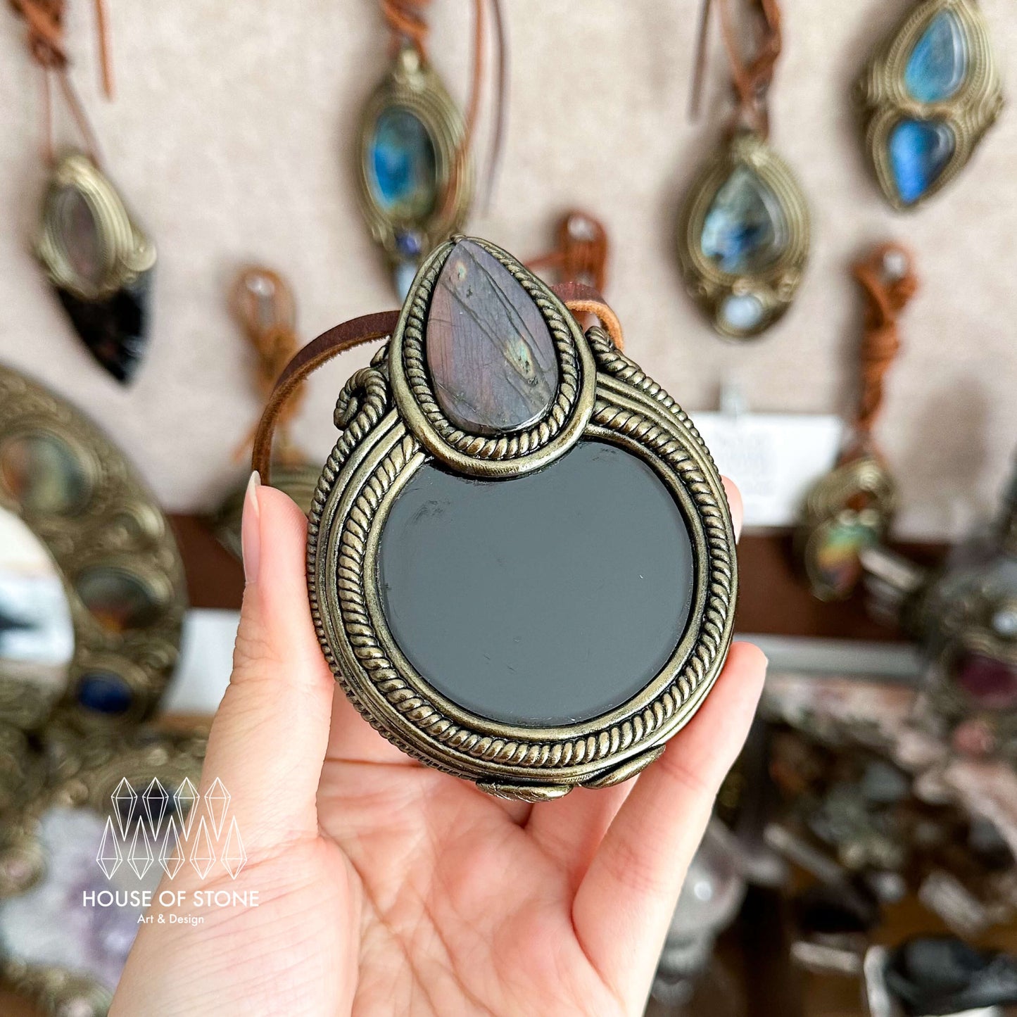 Handmade Natural Black Obsidian Pendant Necklace/Magic Obsidian Mirror Crystal Pendant/Scrying Mirror Labradorite Jewelry/Altar Tool