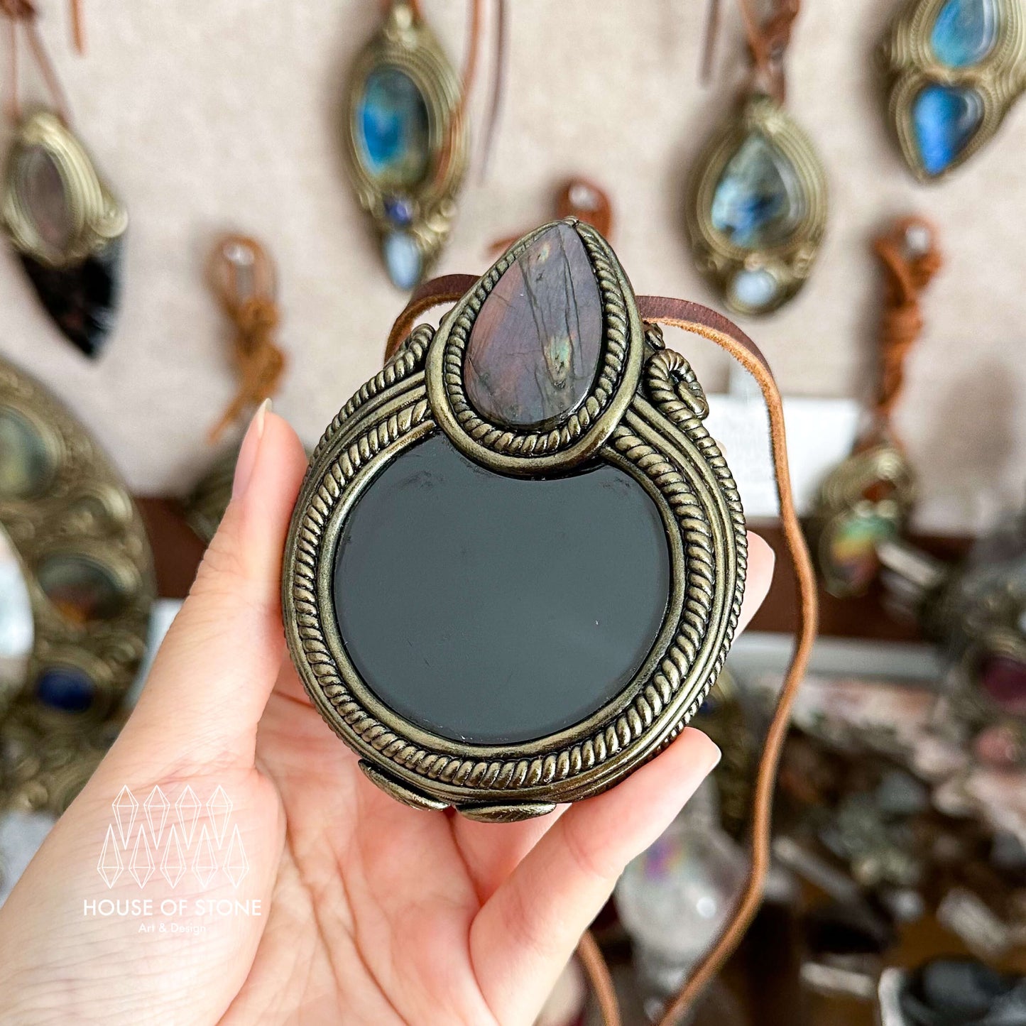 Handmade Natural Black Obsidian Pendant Necklace/Magic Obsidian Mirror Crystal Pendant/Scrying Mirror Labradorite Jewelry/Altar Tool