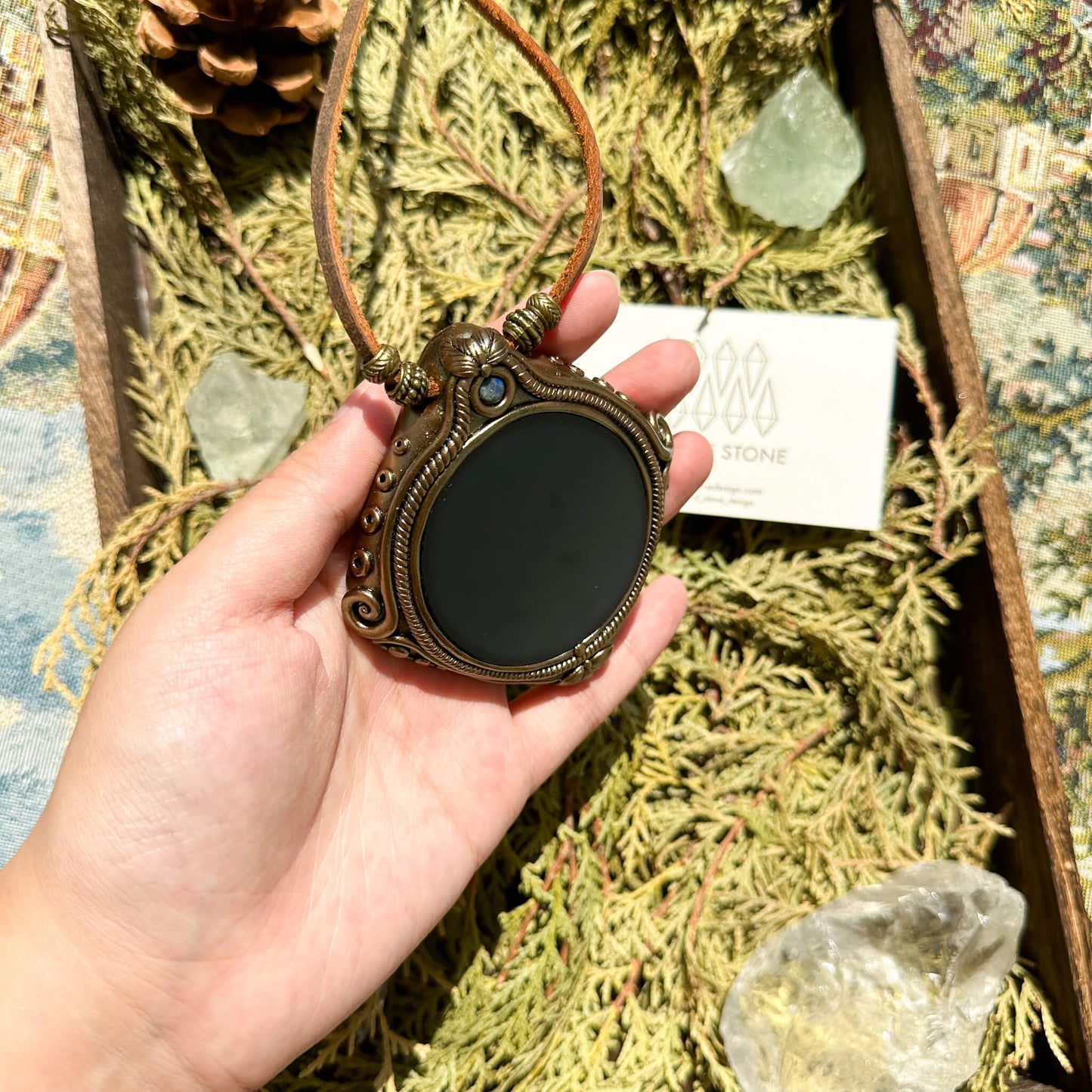 Natural Handmade Black Obsidian Pendant Necklace/Magic Obsidian Mirror Crystal Pendant/Scrying Mirror Labradorite Jewelry/Chakra/Altar Tool