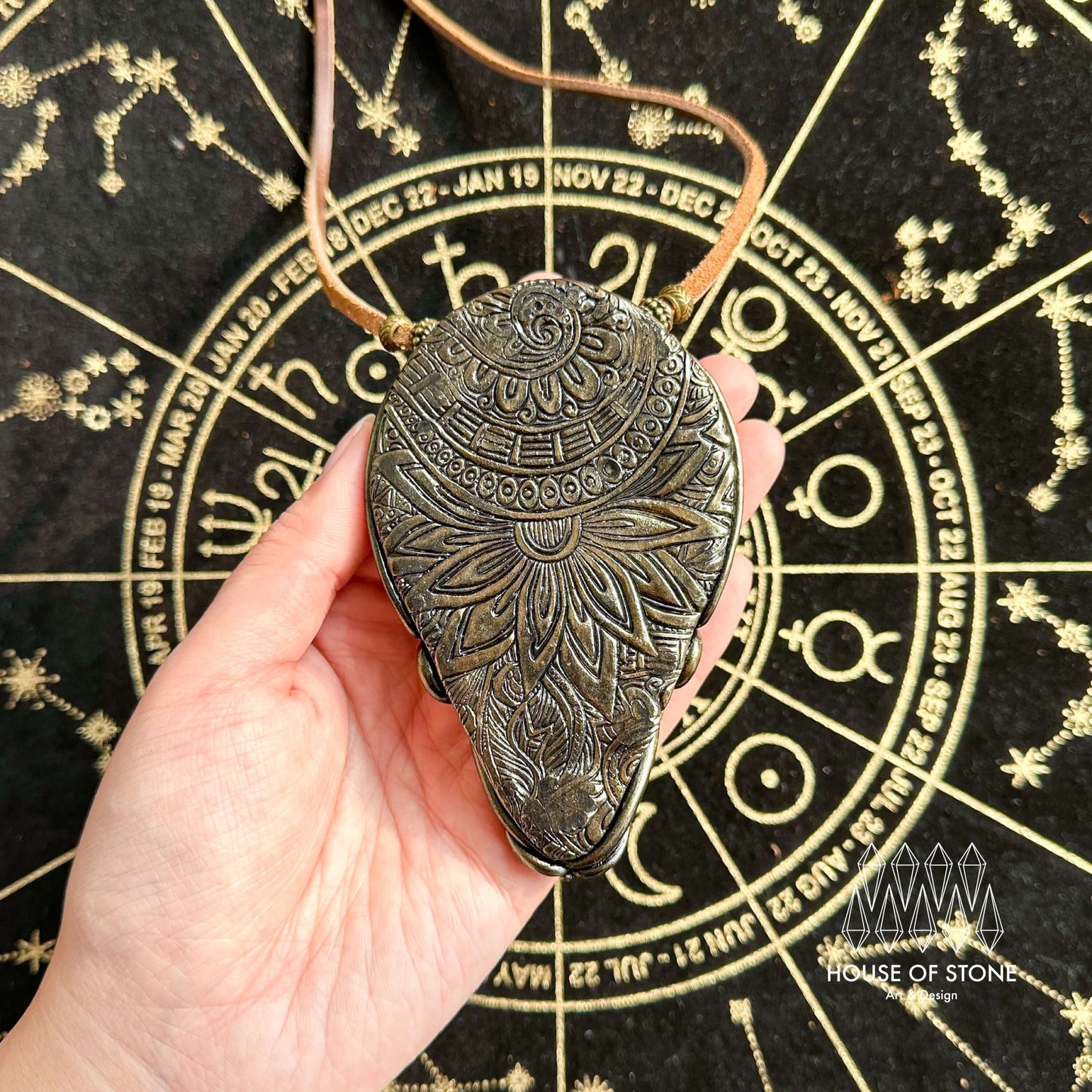 Handmade Natural Black Obsidian Pendant Necklace/Magic Obsidian Mirror Crystal Pendant/Scrying Mirror Labradorite Protection Jewelry/Altar Tool