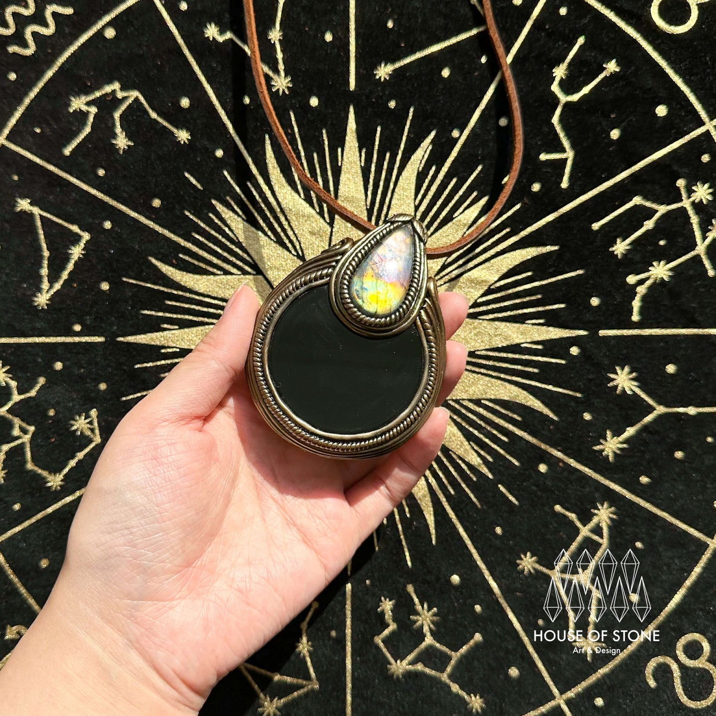 Natural Handmade Black Obsidian Pendant Necklace/Magic Obsidian Mirror Crystal Pendant/Scrying Mirror Labradorite Jewelry/Altar Tool