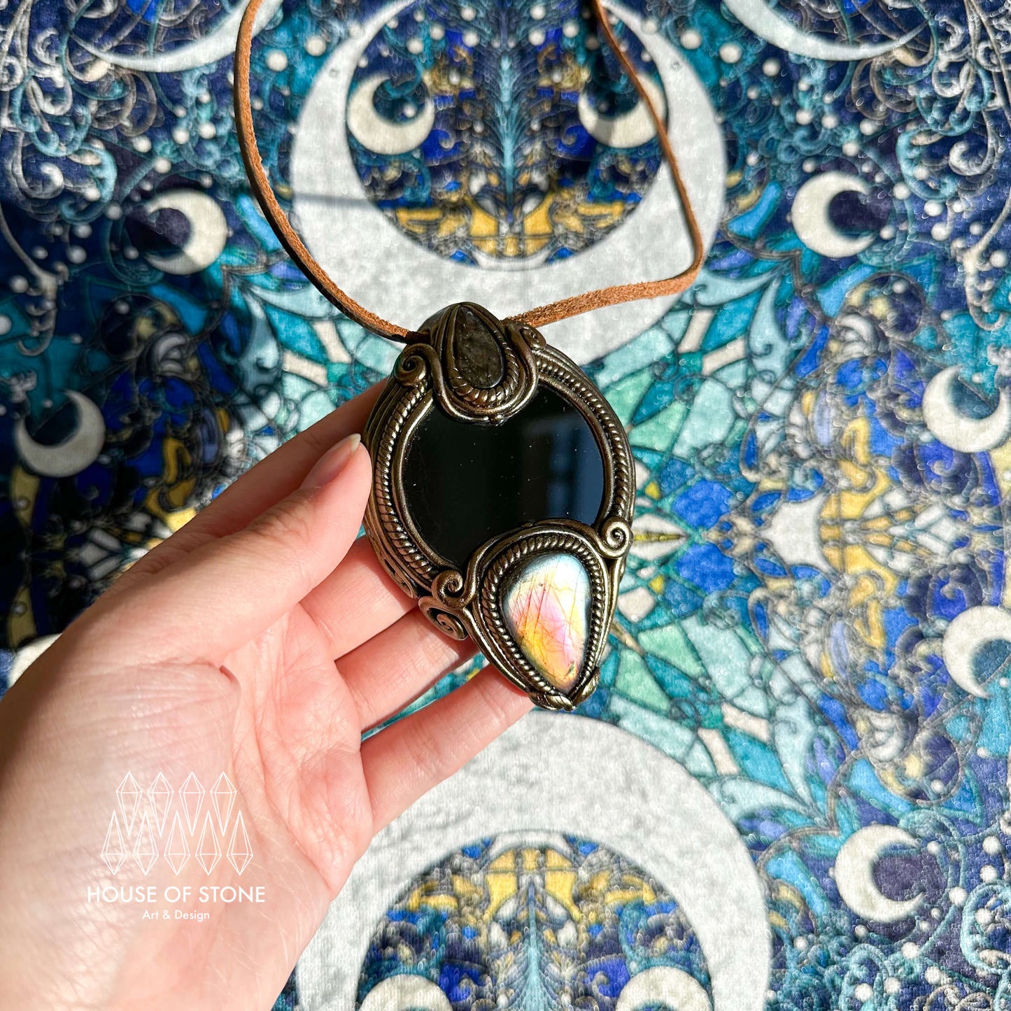 Natural Handmade Black Obsidian Pendant Necklace/Magic Obsidian Mirror Crystal Pendant/Scrying Mirror Labradorite Jewelry/Altar Tool