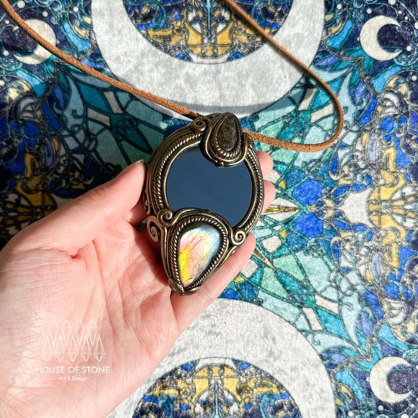 Natural Handmade Black Obsidian Pendant Necklace/Magic Obsidian Mirror Crystal Pendant/Scrying Mirror Labradorite Jewelry/Altar Tool