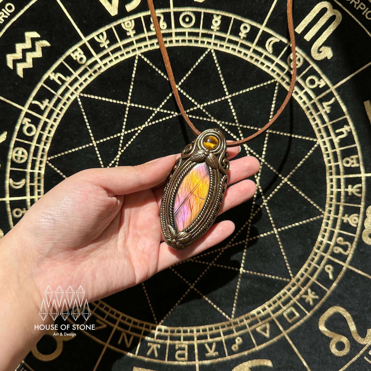 Natural Handmade Labradorite Pendant Necklace/Magic Labradorite Crystal Double-sided Pendant/Agate Labradorite Jewelry/Chakra/Altar Tool