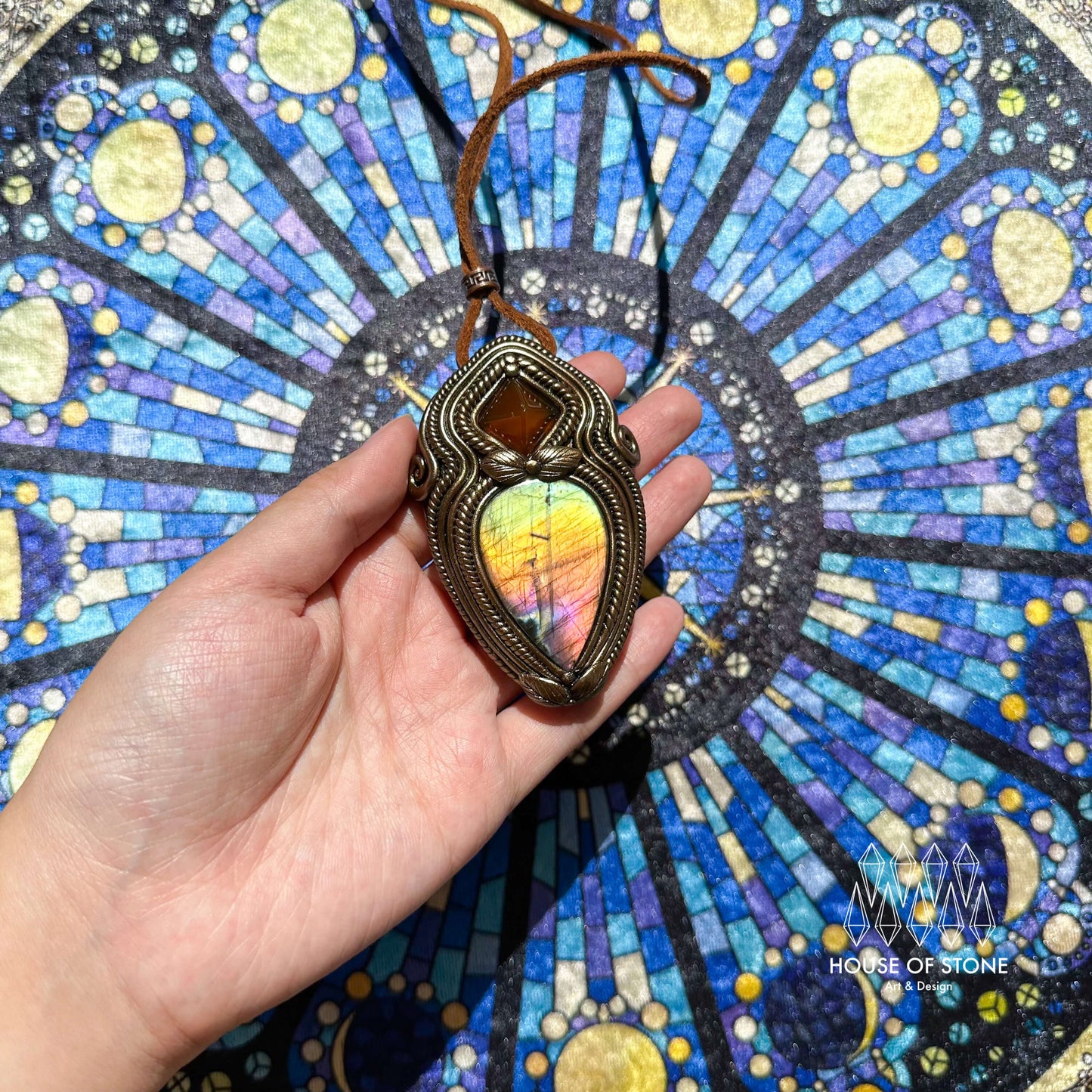 Natural Handmade Labradorite Pendant Necklace/Magic Labradorite Carnelian Crystal Double-sided Pendant/Labradorite Jewelry/Chakra/Altar Tool