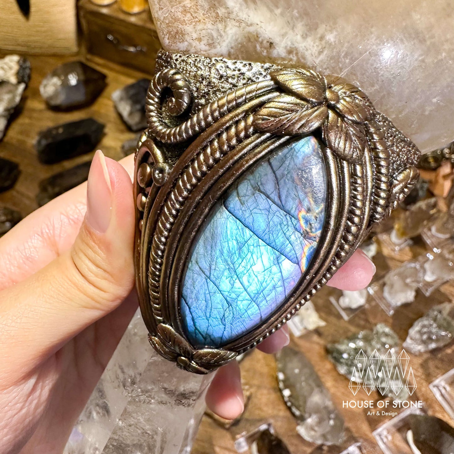 Natural Handmade Clear Quartz Crystal Wand/Magic Witch Crystal Wand/Moonstone Amethyst Labradorite Handle/Chakra/Manifest Altar Tool