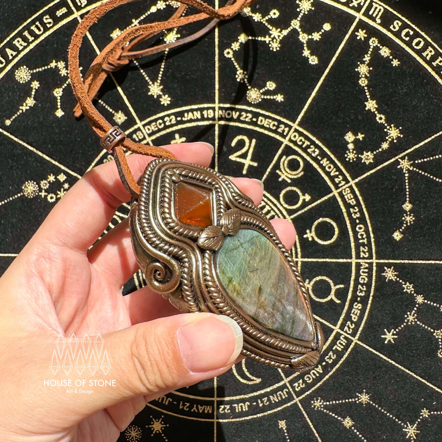 Natural Handmade Labradorite Pendant Necklace/Magic Labradorite Carnelian Crystal Double-sided Pendant/Labradorite Jewelry/Chakra/Altar Tool